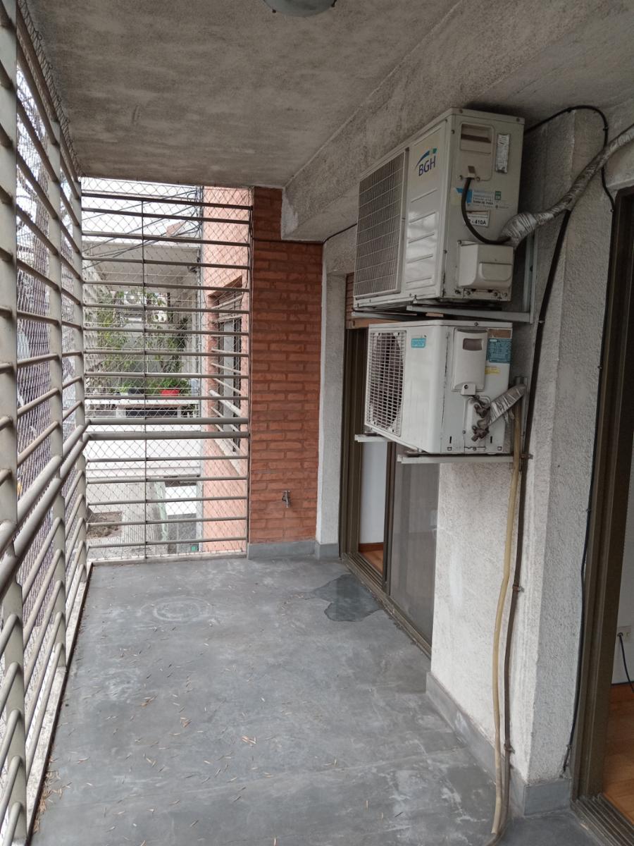 VENTA PALERMO ZONA UNIV. PALERMO CUATRO AMBIENTES AL FRENTE CON BALCON MUY LUMINOSO PARRILLA PROPIA — foto 2