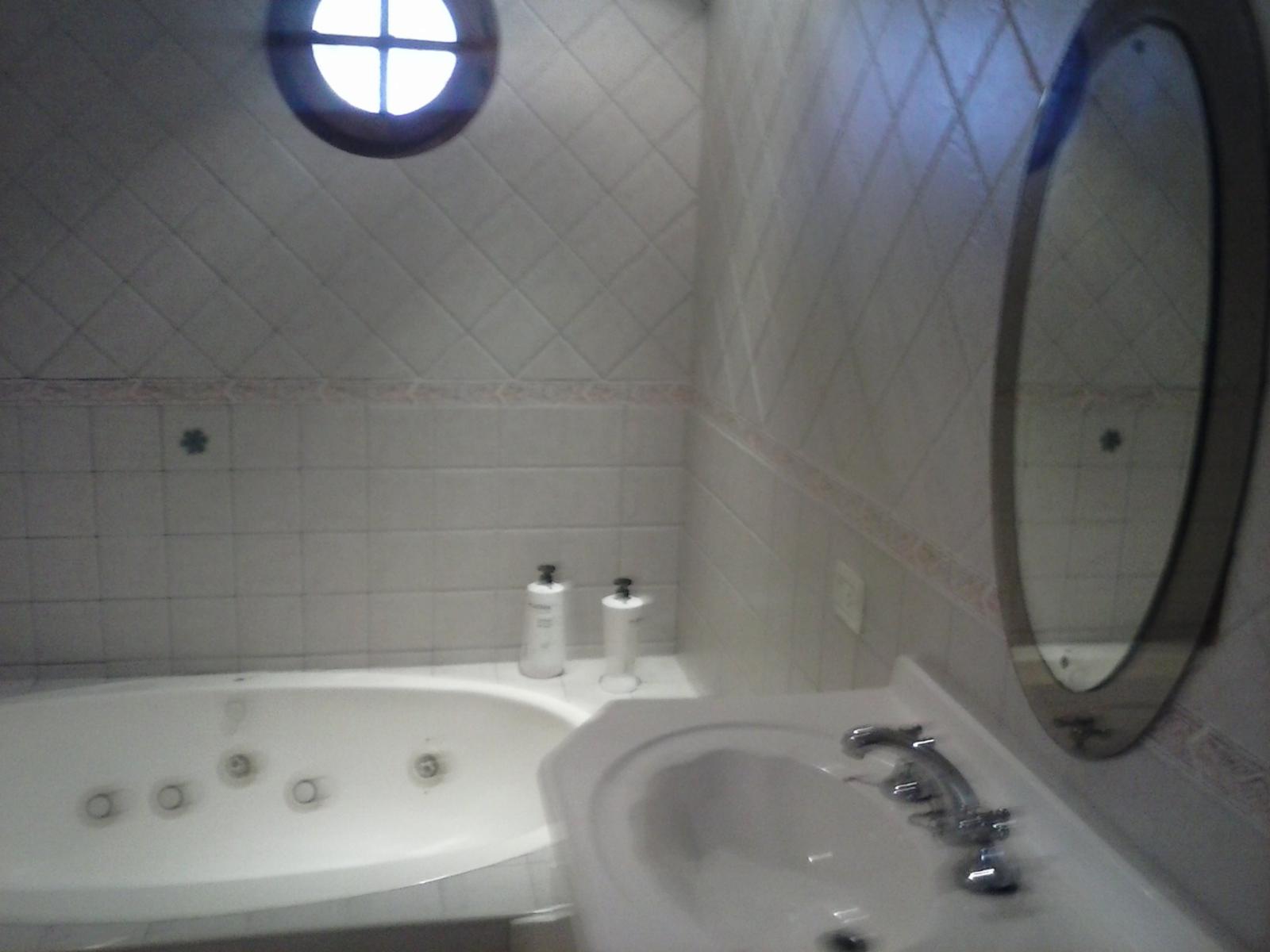 EXCELENTE P.H 4 ambientes con patio OPORTUNIDAD 3 DORMITORIOS - PLAY ROOM - PISOS ENTARUGADOS - HIDROMASAJE - ETC....URGENTE POR VIAJE TOMO MENOR VALOR — foto 10