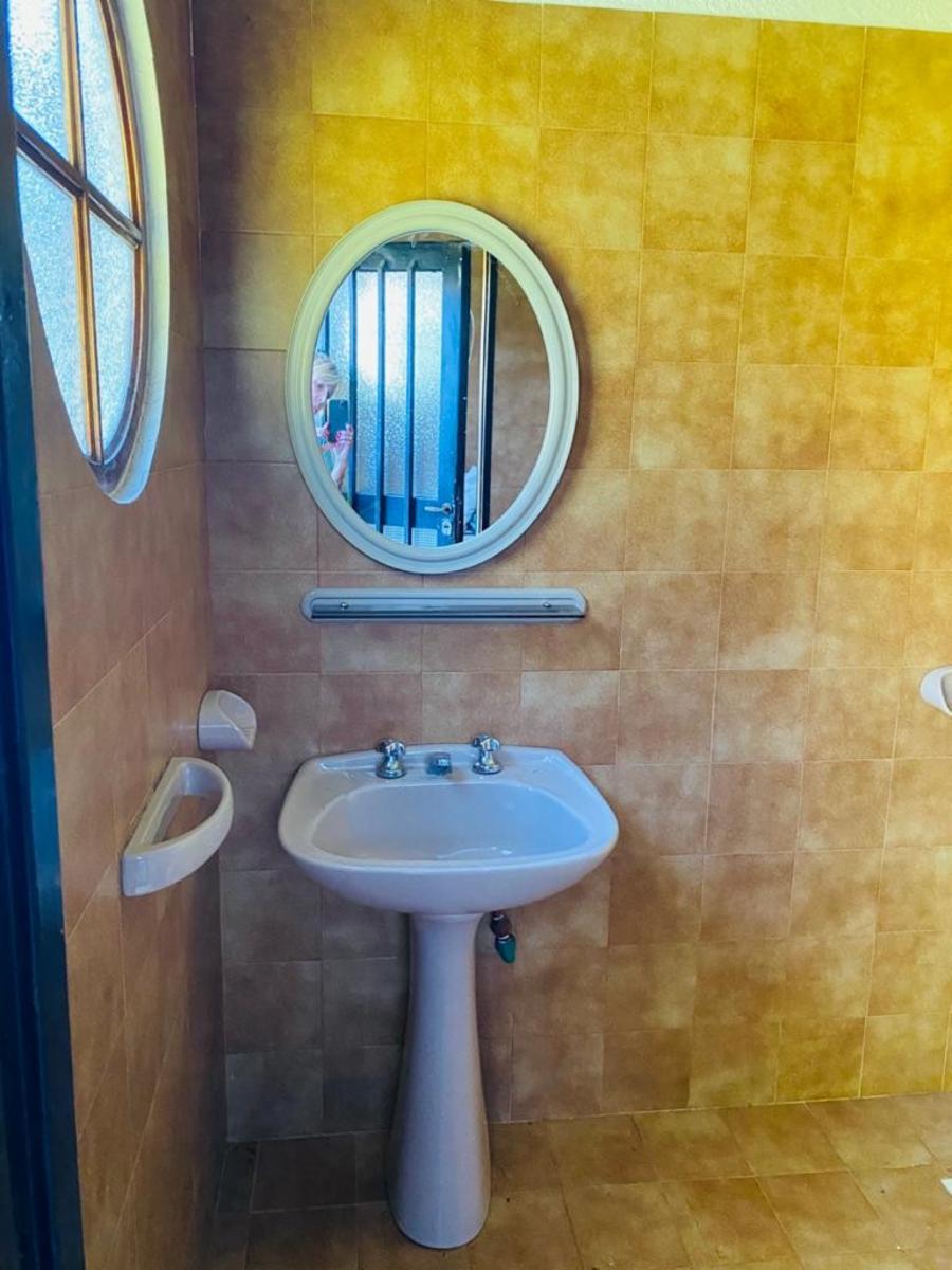 EXCELENTE Casa Tipo Americana S/lote 500m2 C/pileta Permuto X Depto — foto 14