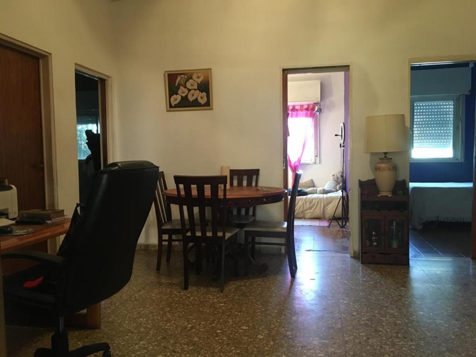 EXCELENTE PH 5 ambientes en planta alta con patio,