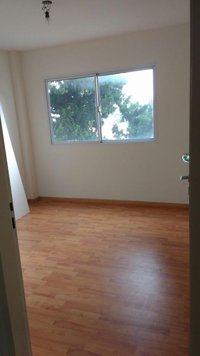 Excelente depto. 2 amb. contrafrente con balcon — foto 3