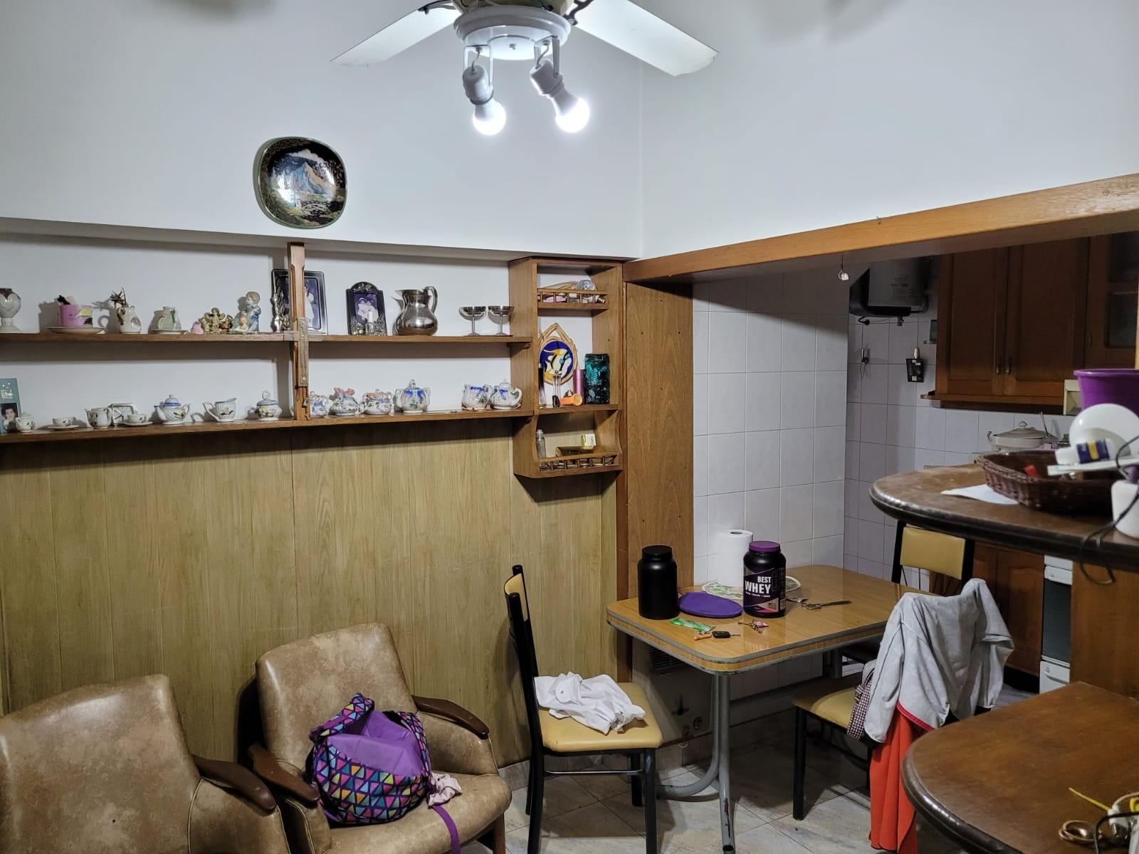 Chalet 3 Ambientes Con Garaje + Departamento En Planta Alta Ideal 2 Familias...tomo Menor Valor — foto 13