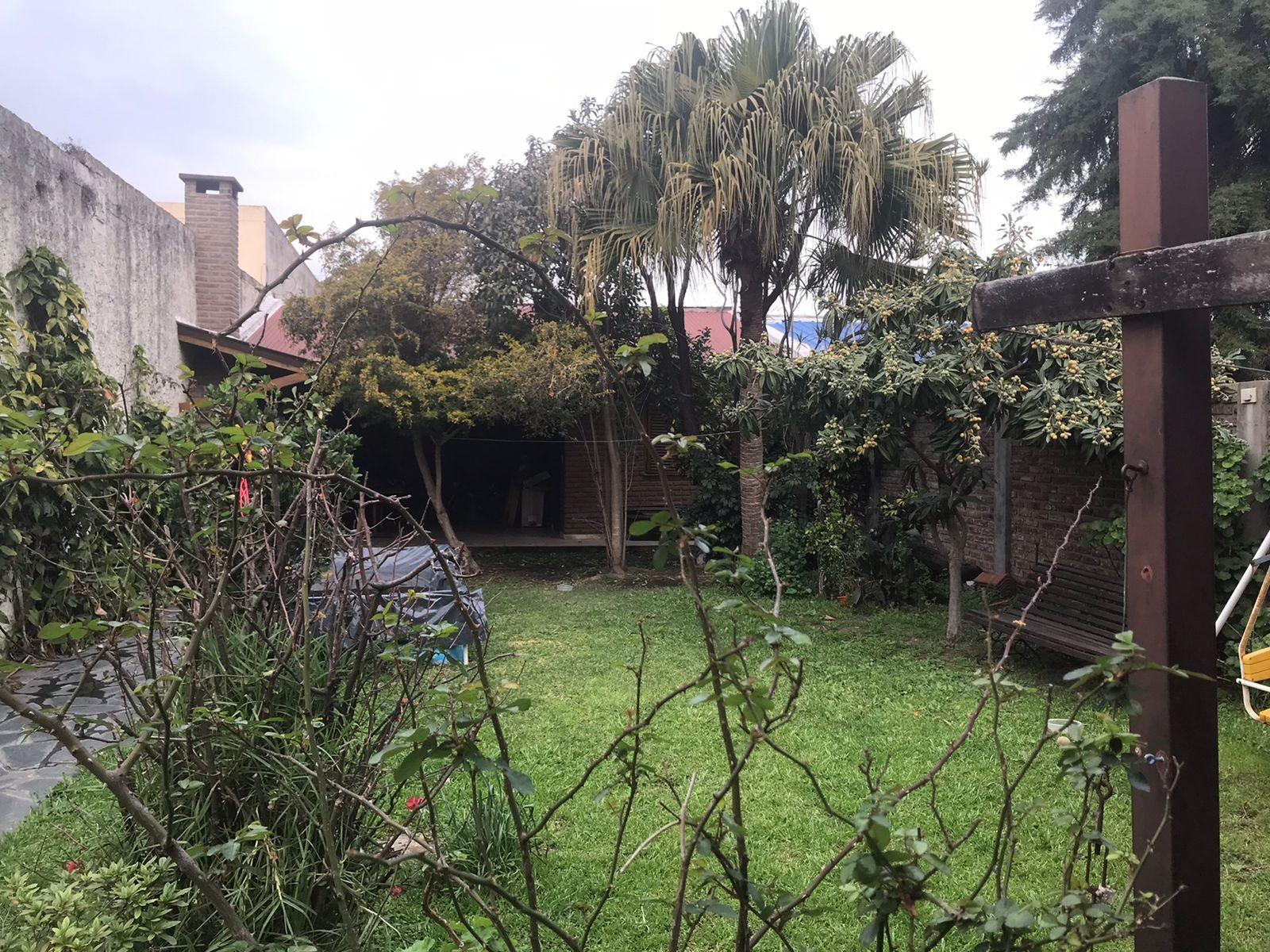 VENDO Chalet 5 amb c/fondo libre s/lote 10 x 45 Quincho Fondo libre Garaje 2 autos — foto 14