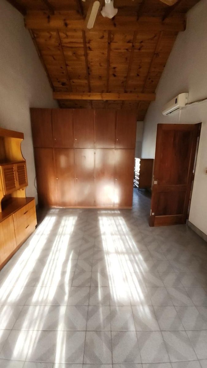 Casa En 2 Plantas 5 Ambientes Ideal Consutorios U Otro Destino — foto 6