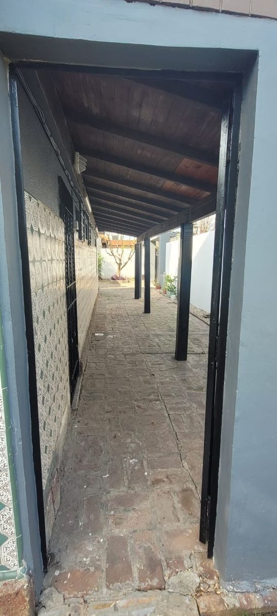 Chalet 3 Amb.con Dependencias Frente A Pza Belgrano — foto 5