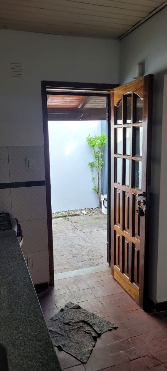 Chalet 3 Amb.con Dependencias Frente A Pza Belgrano — foto 10