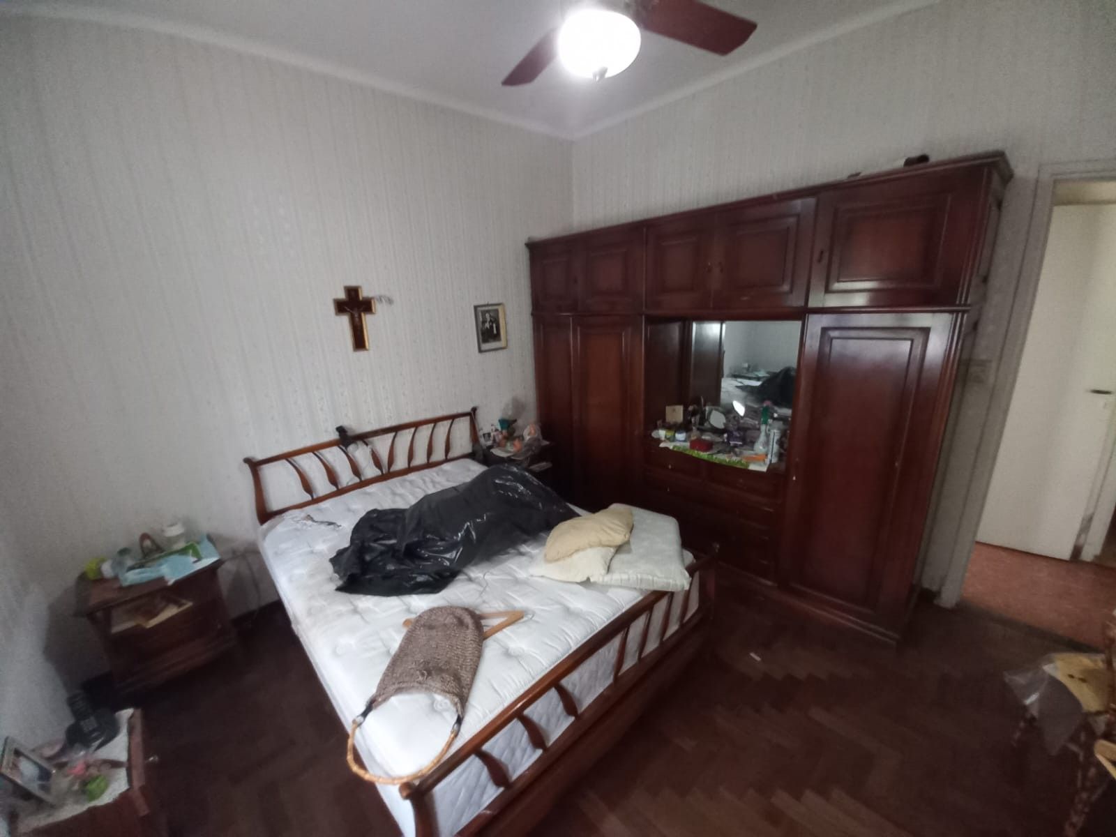 Chalet A Reciclar 3 Y 1/2 Amb. En B° Guemes Oportunidad Nuevo Precio — foto 7