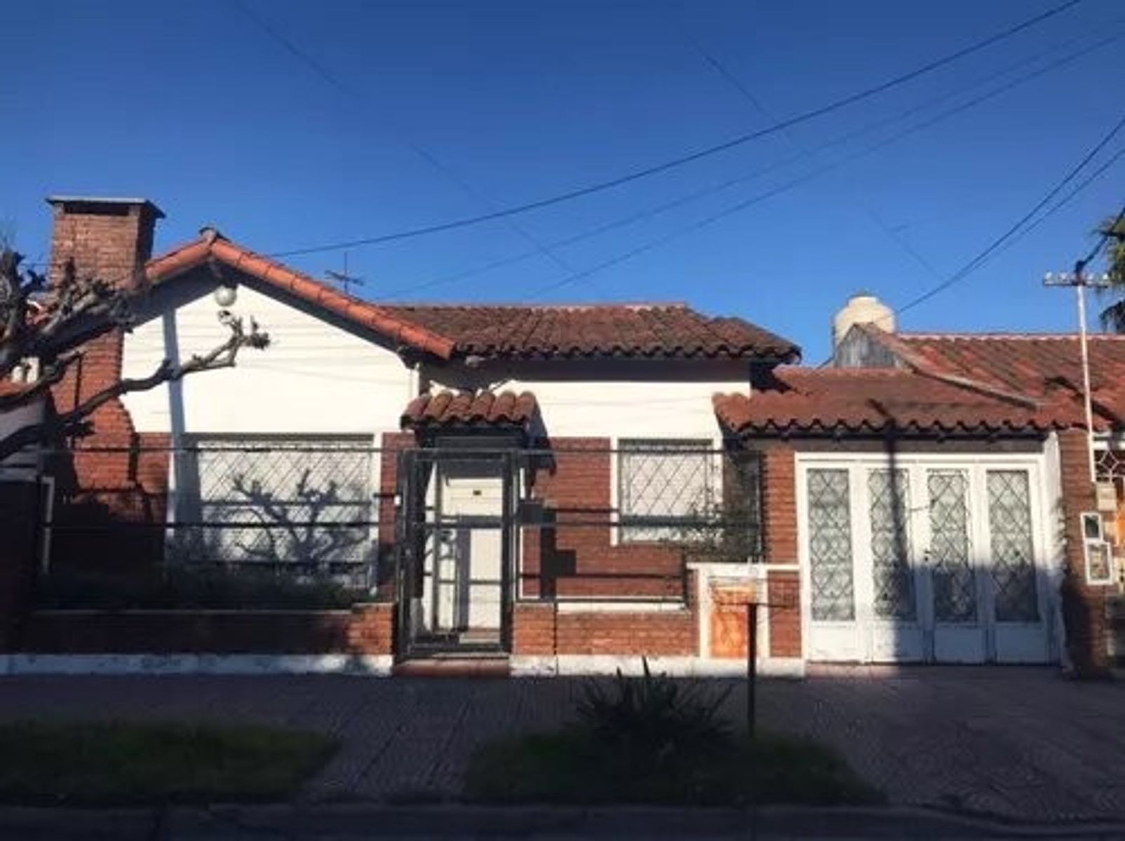 Chalet A Reciclar 3 Y 1/2 Amb. En B° Guemes Oportunidad Nuevo Precio — foto 14