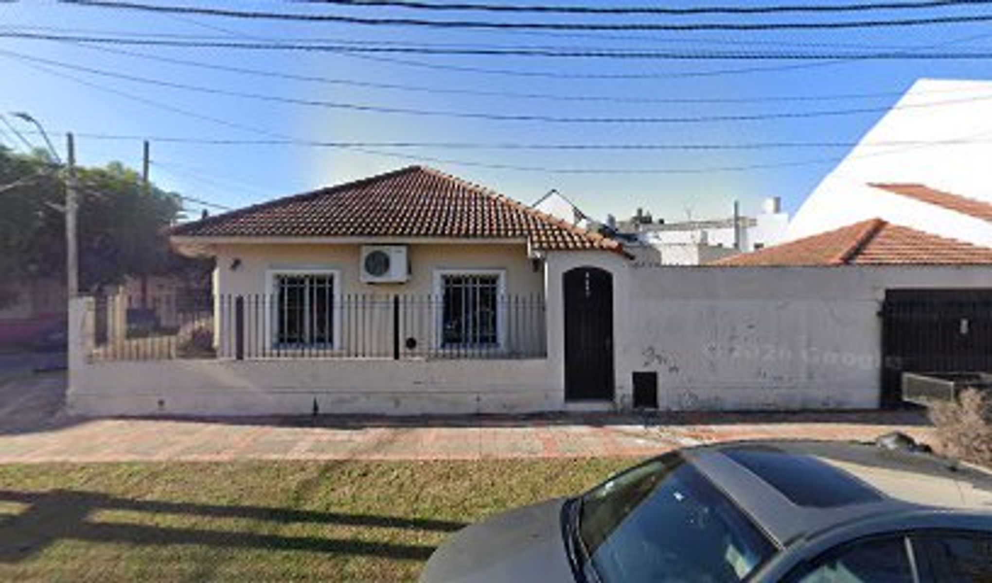 Chalet En Esquina 4 Ambientes Con Salida A 2 Calles....a 100 Mts. ParqueLineal Gaona — foto 4