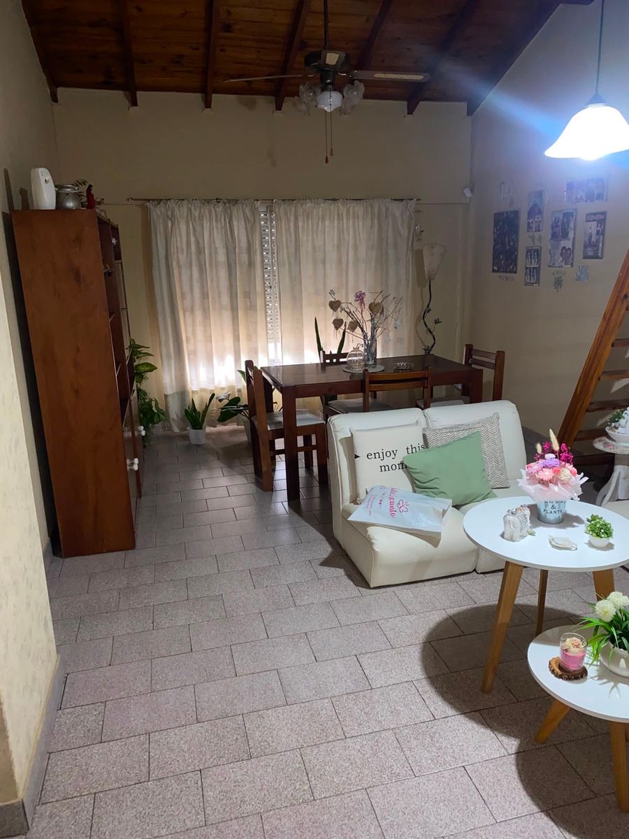 Chalet 4 Ambientes Sobre Lote De 10 X 30 Mts Con Gran Fondo Libre Tomo Depto 3 Amb. - 11