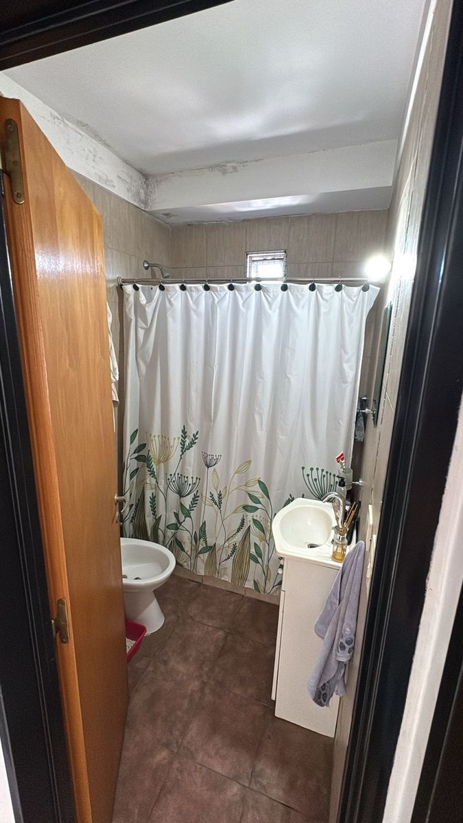 Departamento 2 Ambientes Al Frente Con Balcon Frente Al Metrobus... - 8