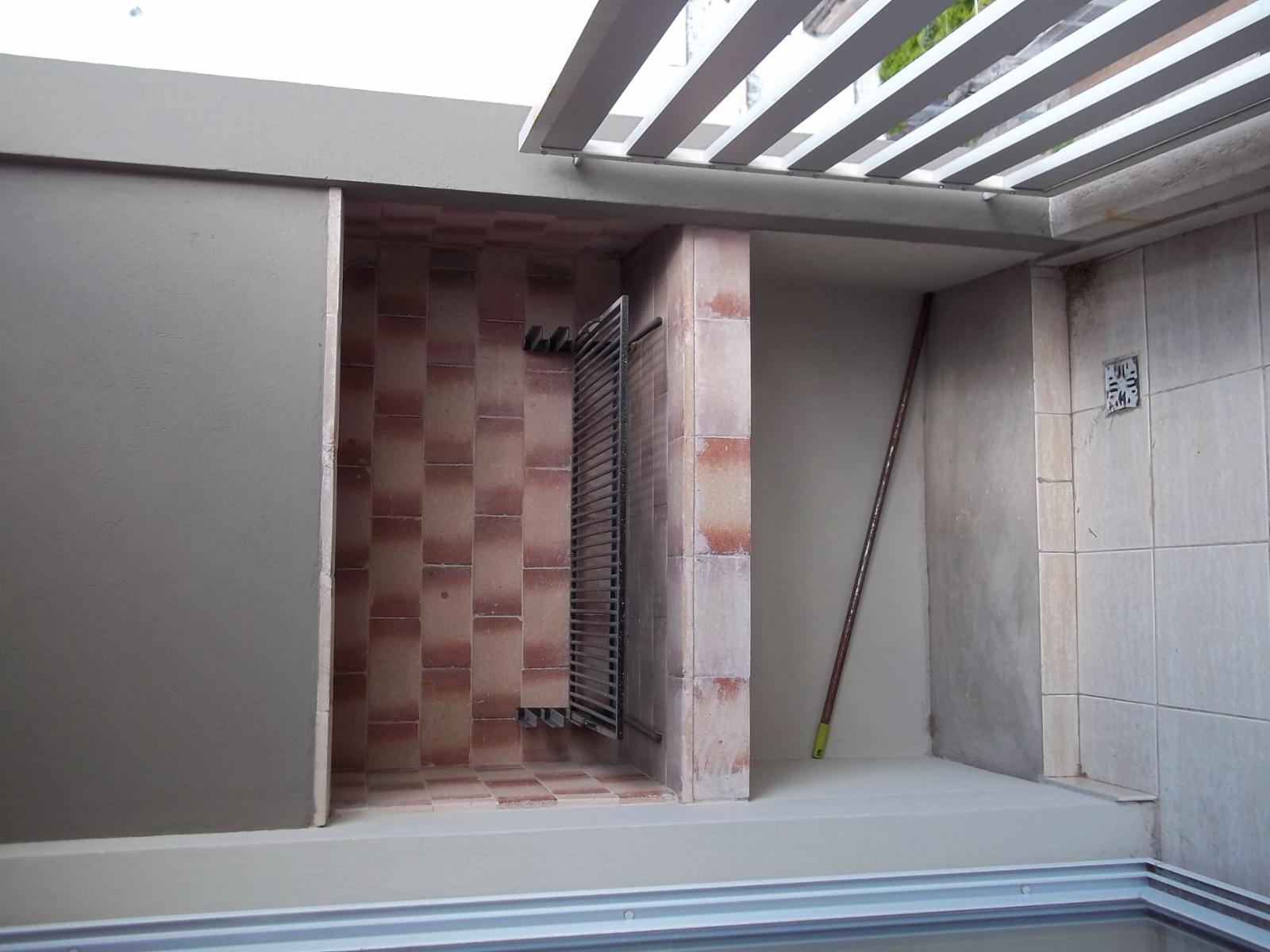 Edificio nuevo! 2 amb., 60 mts propios divisible en 3, con amplias fac! Apto credito bancos,.Posesion ya! balcon con parrilla propia, opcion cochera — foto 7
