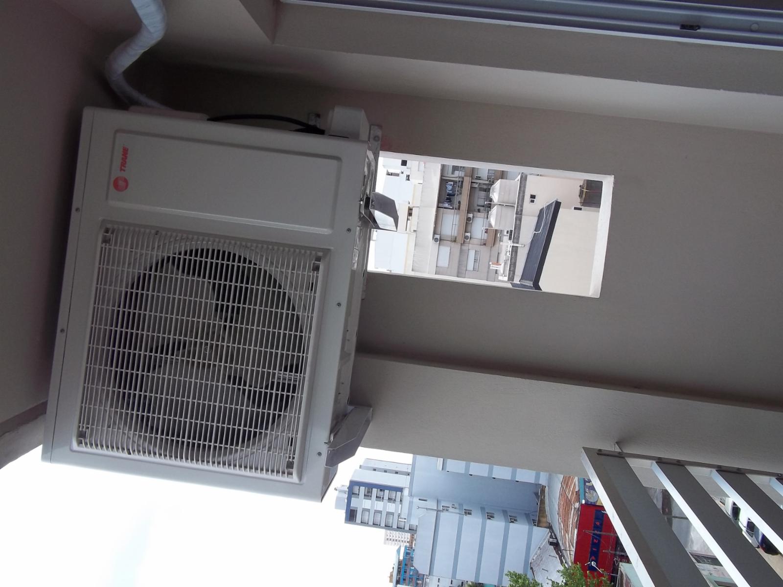 Edificio nuevo! 2 amb., 60 mts propios divisible en 3, con amplias fac! Apto credito bancos,.Posesion ya! balcon con parrilla propia, opcion cochera — foto 8