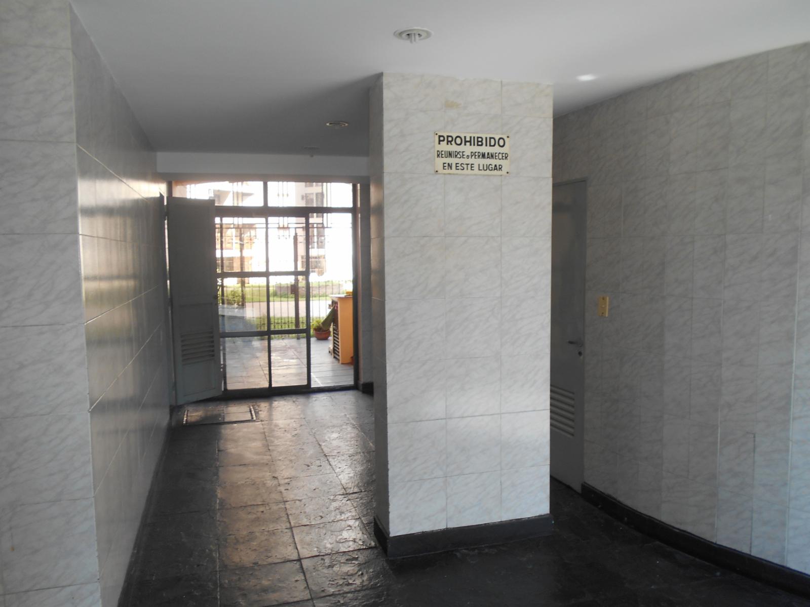 San Martin Exclusiva Torre, Excelente depto.&quotApto Credito&quot — foto 2