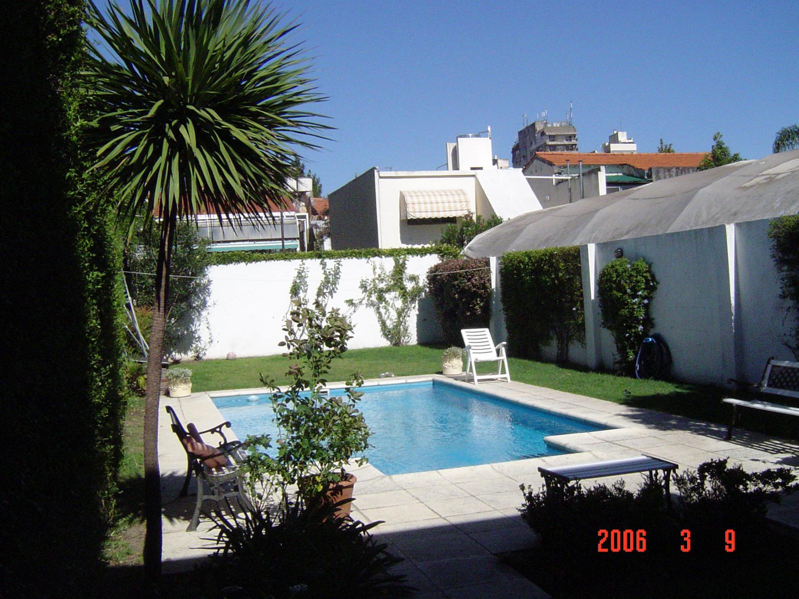 LA LUCILA RESIDENCIAL CON RENTA ASEGURADA chalet 280 cub 5 amb play pque piscina — foto 4