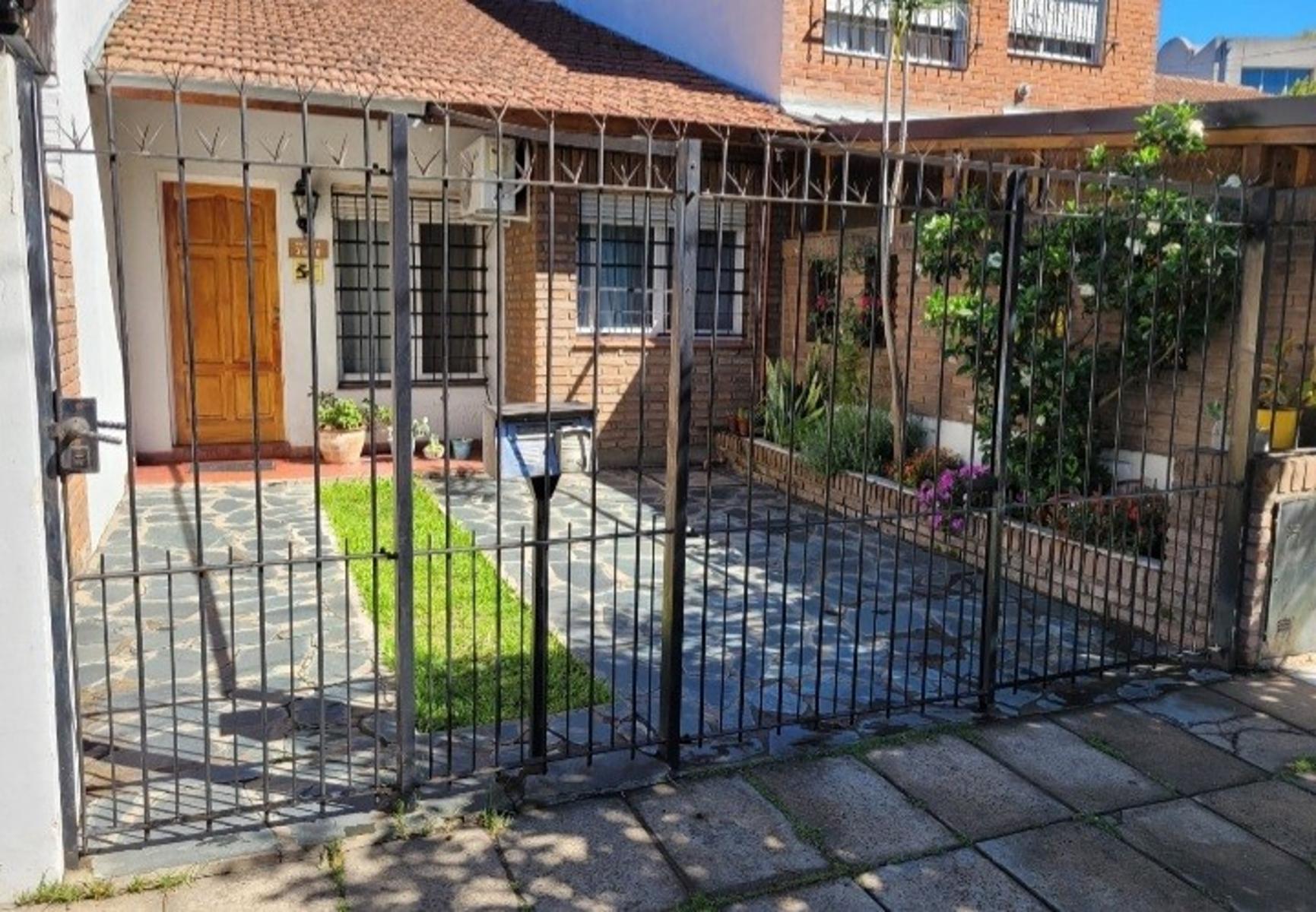 OLIVOS UNICENTER, chal.duplex 1 pta., cochera,