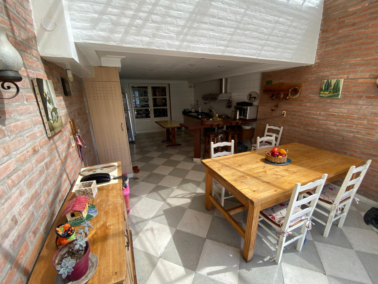 Martinez Chalet Excelente Constr/y Estilo (Prox. Zona Comercial, Bancos, Unicenter) — foto 6