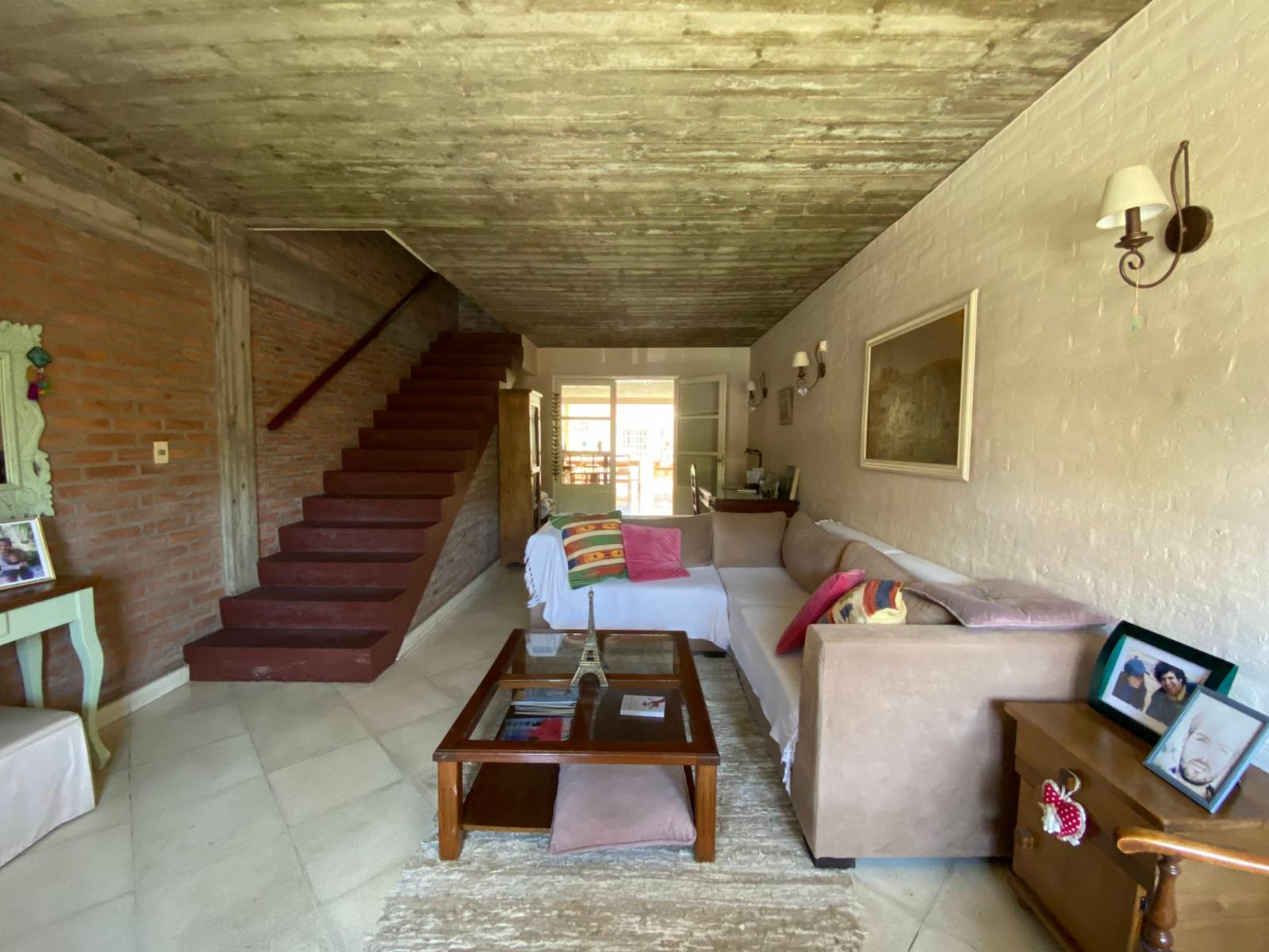 Martinez Chalet Excelente Constr/y Estilo (Prox. Zona Comercial, Bancos, Unicenter) — foto 12