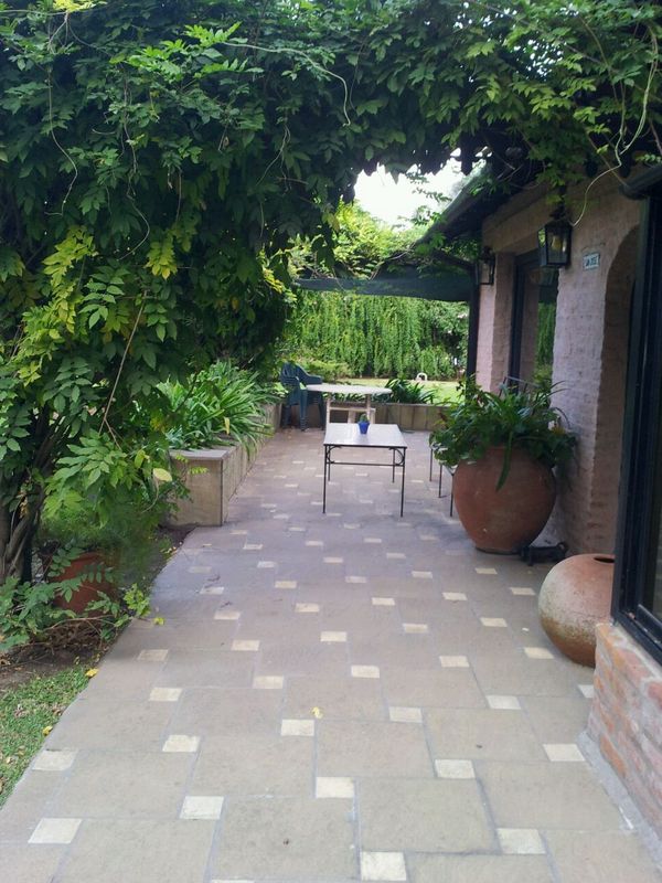 Martindale chalet 2000 mts de parque piscina - 3