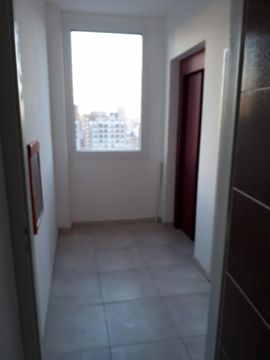 Alquilo Piso De 3 Ambientes - 11