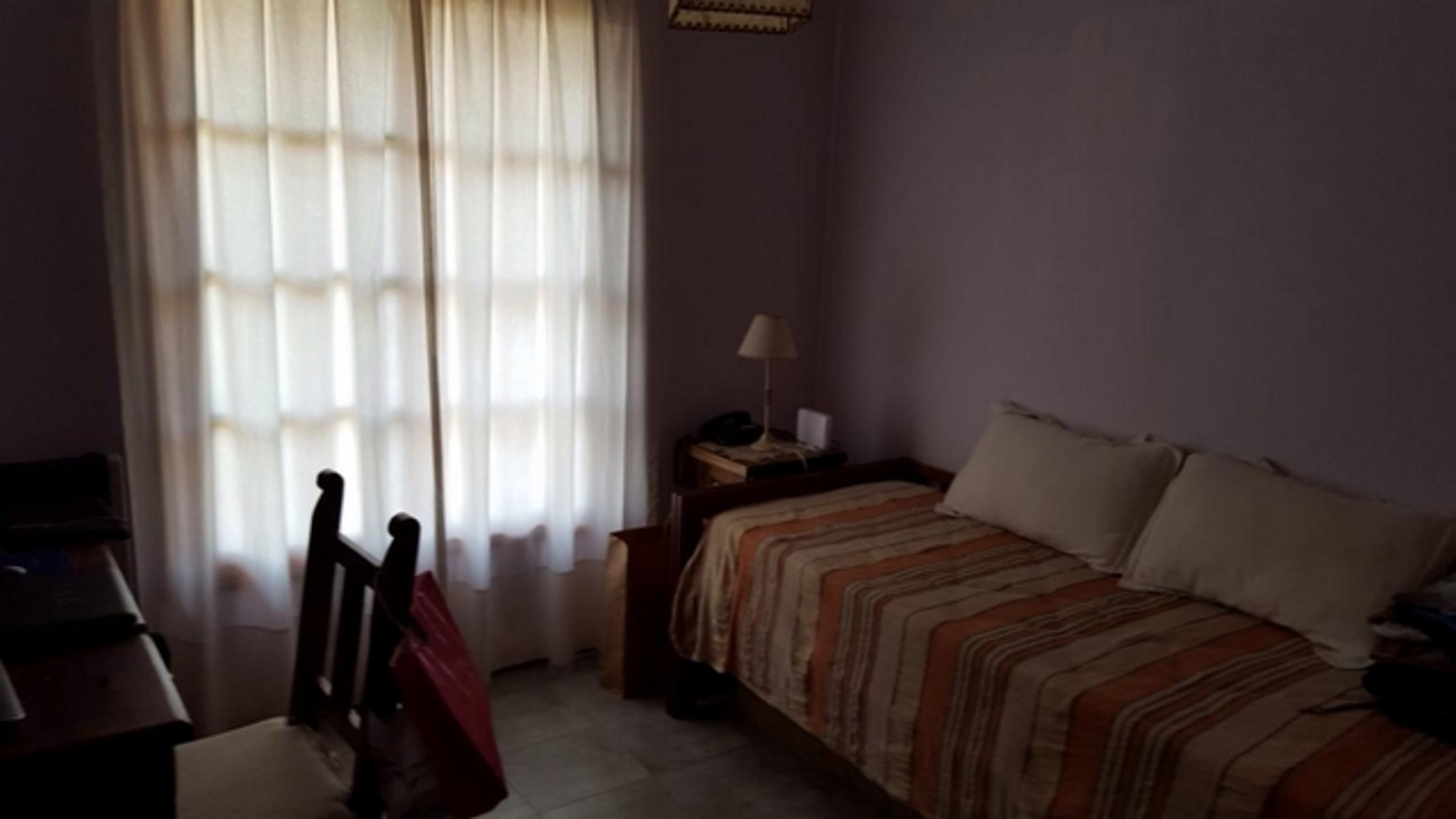 Excelente Triplex Con Garage En Bella Vista — foto 12