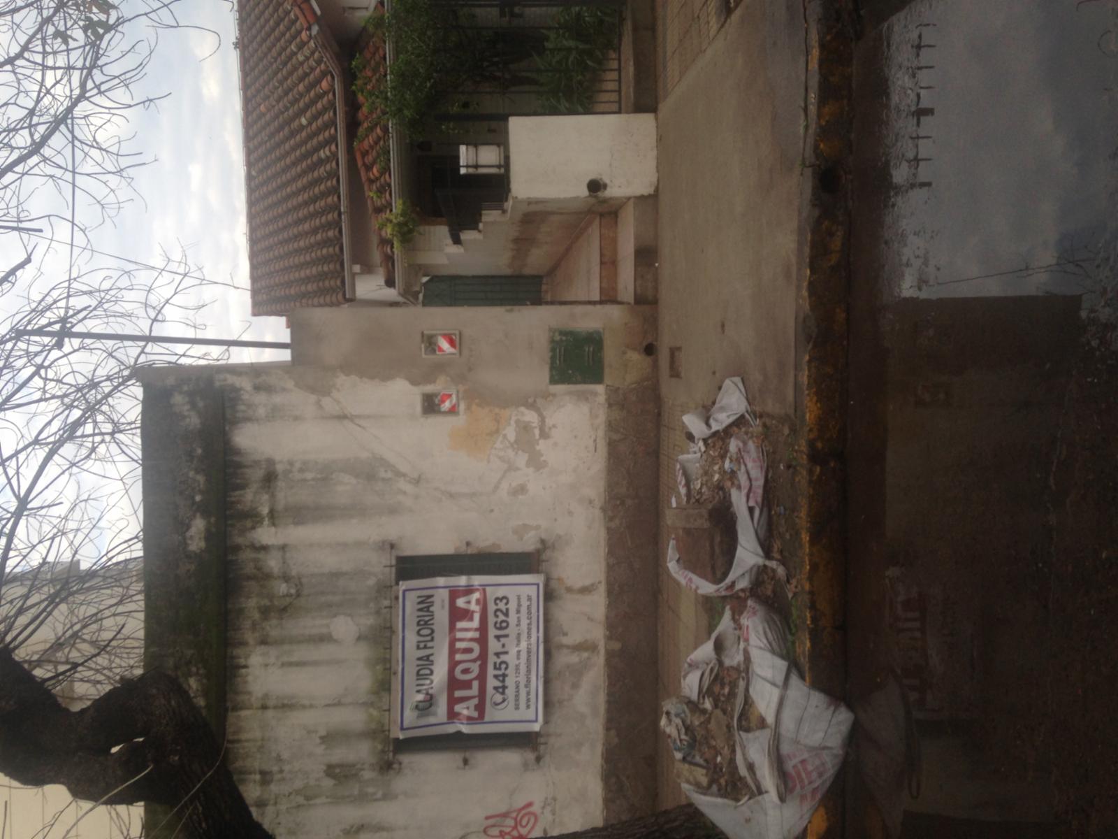 Excelente Triplex Con Garage En Bella Vista — foto 15