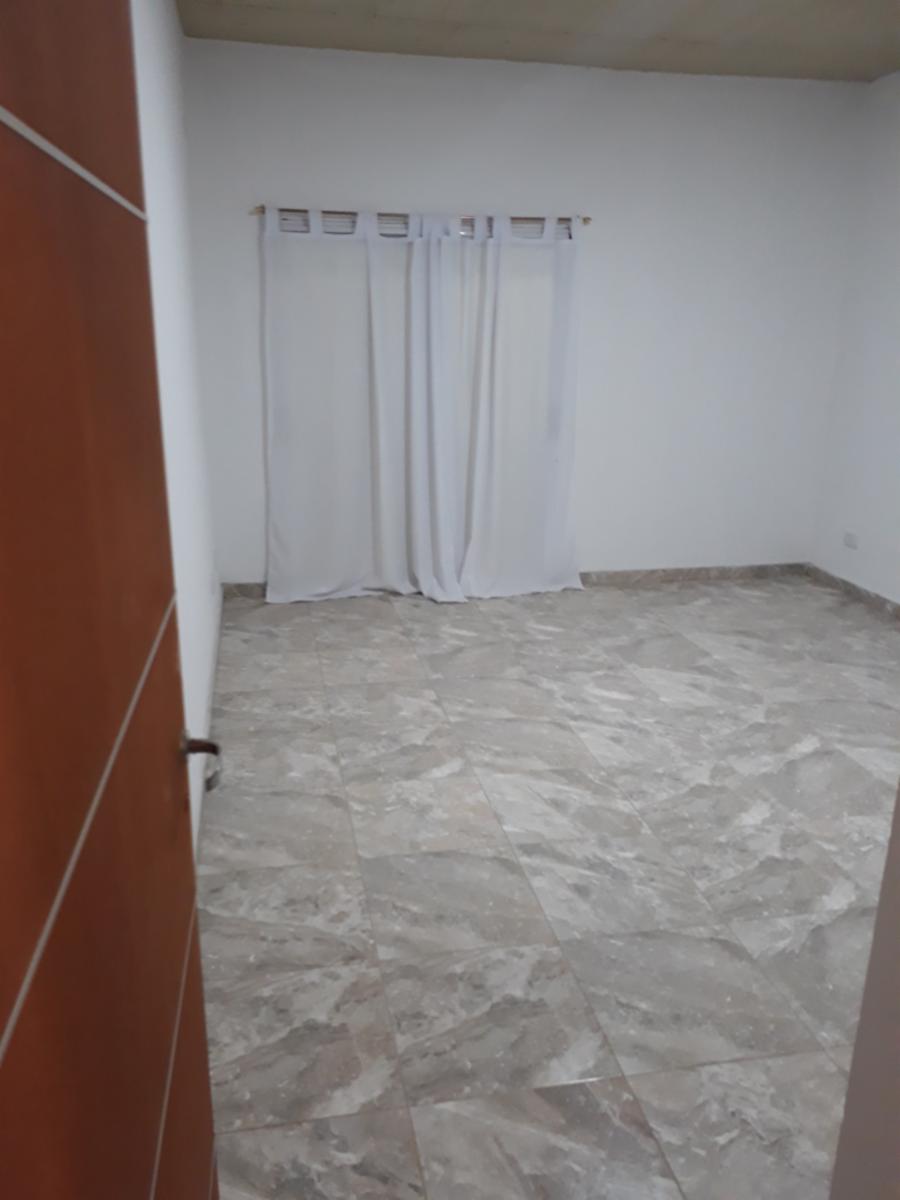 Depto 2 Amb.sin Deposito, En Complejo Cerrado,bajas Expensas - 30
