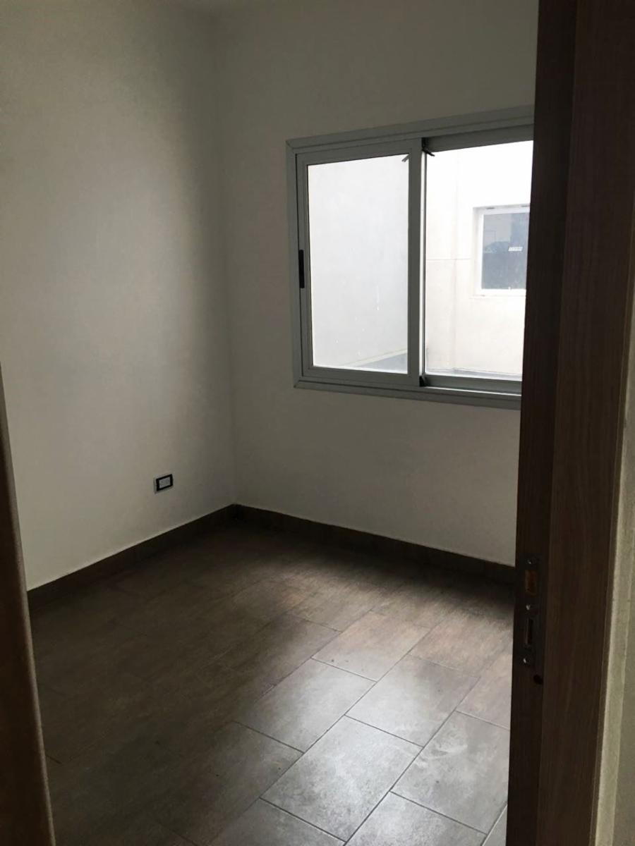 Excelentes Semipiso a estrenar de Categoría a Estrenar 3 Ambientes Balcón Cochera y Baulera Terraza con parrillas. — foto 8