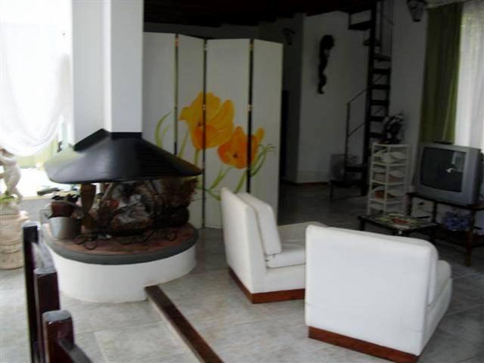 Pinamar, casa sobre lote de 450 m2 Living comedor, 3 Dormitorios, Cocina, 2 Baños, Jacuzzi, Parque y Parrilla. — foto 7