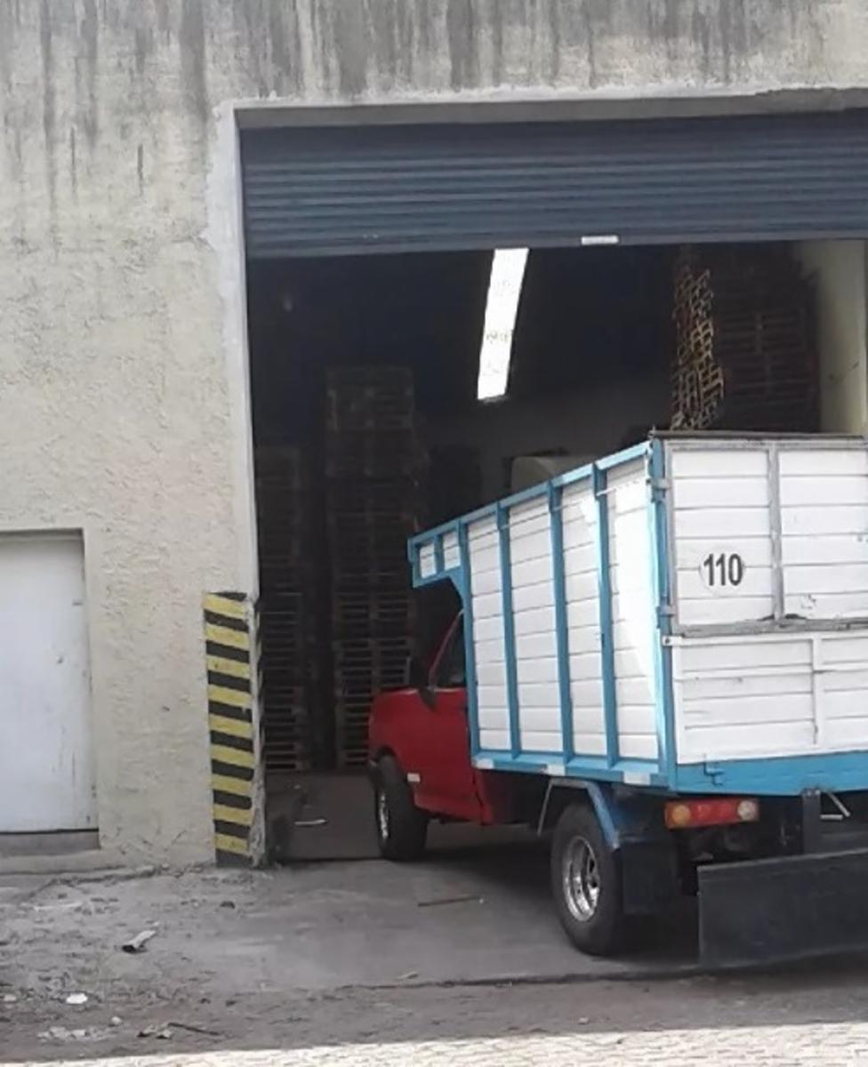 Galpon Deposito de 550 m² Zonificacion I2 - 8