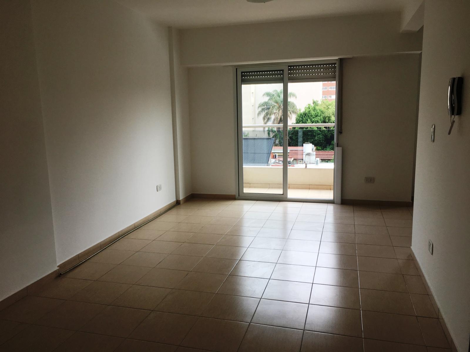 Excelente 2 ambientes nuevo, al frente, balcón, 2 baños. — foto 9