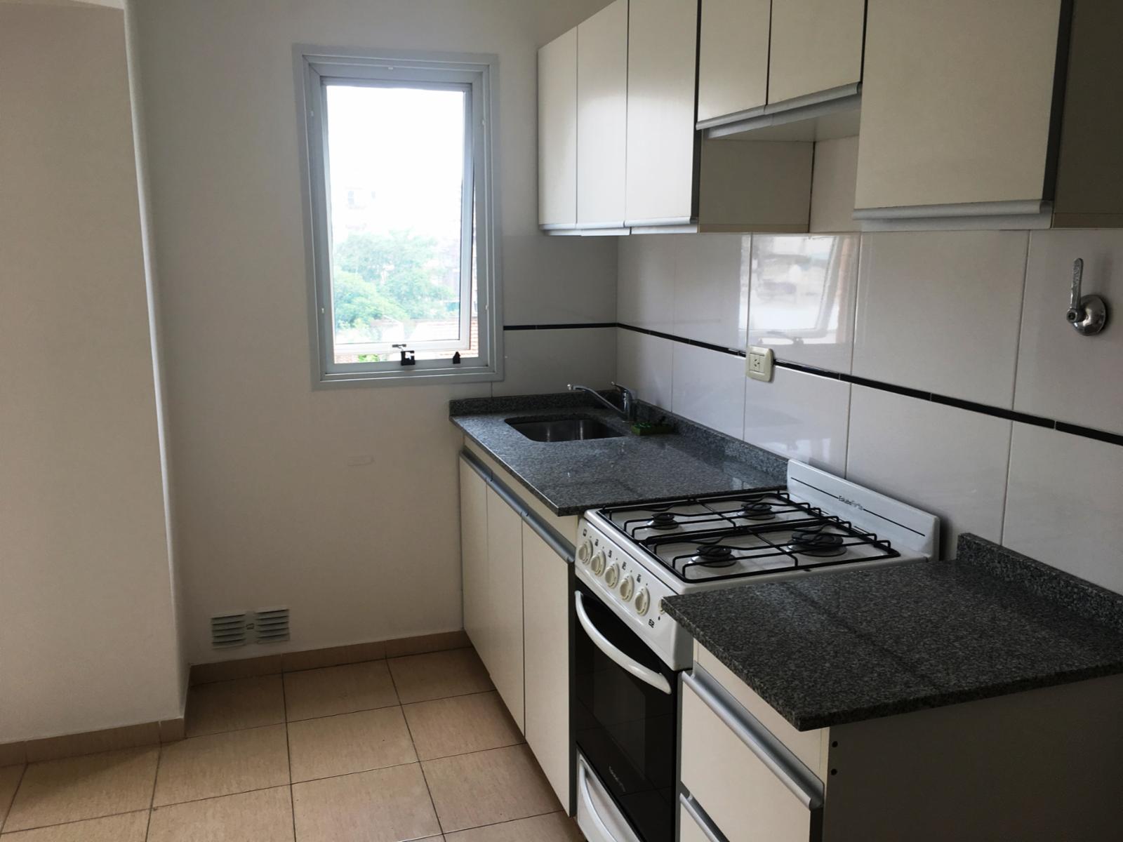 Excelente 2 ambientes nuevo, al frente, balcón, 2 baños. — foto 10