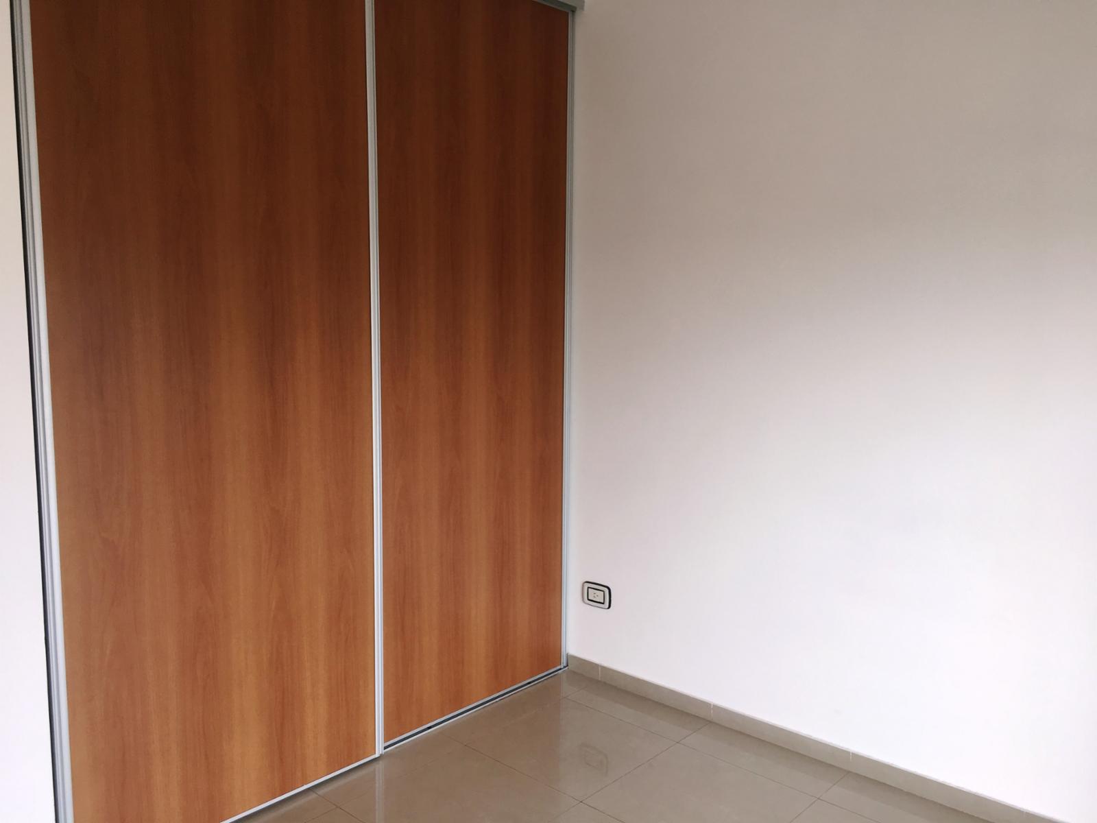 Piso a estrenar 4 amb con cochera y terraza propia — foto 8