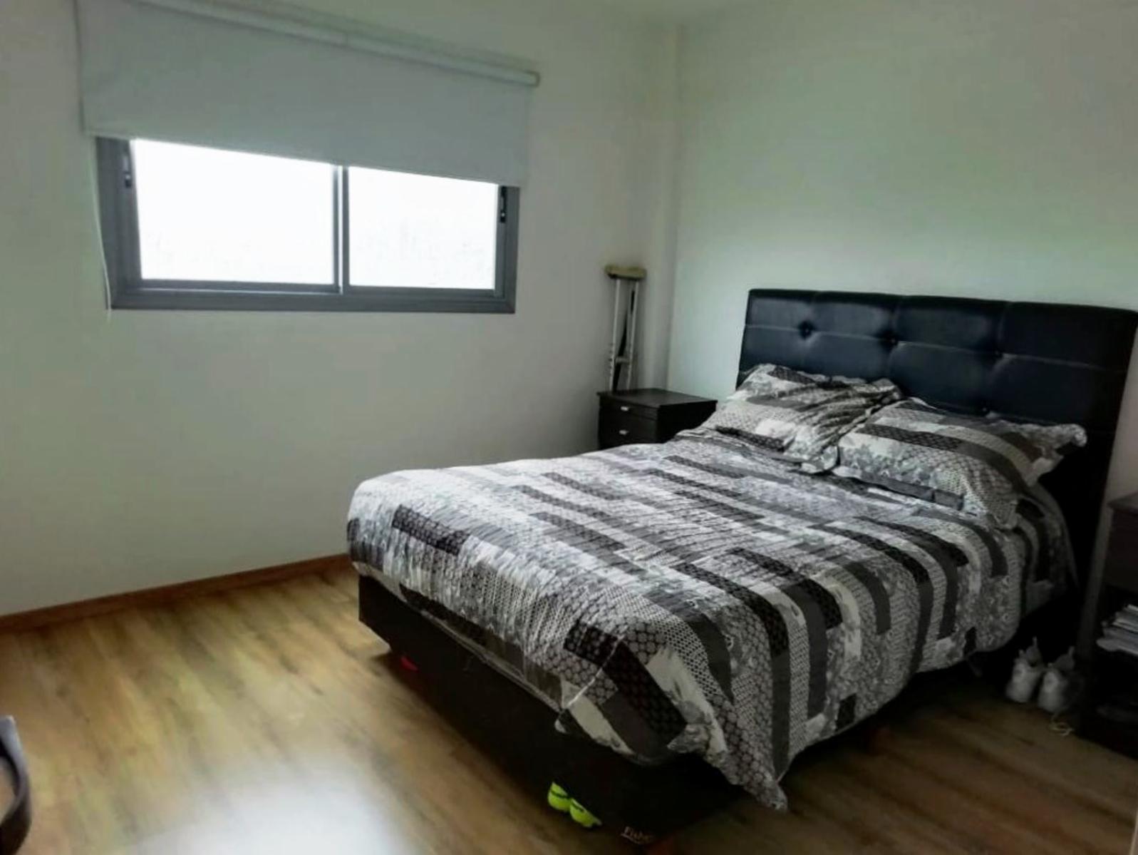 2 Ambientes nuevo, con cochera y balcon al frente. Edificio con parrilla. Ideal renta — foto 8
