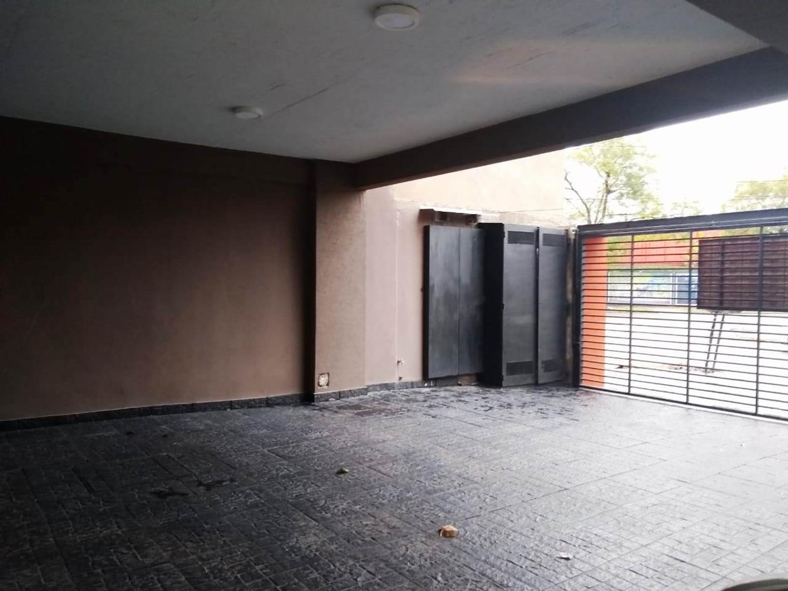2 Ambientes nuevo, con cochera y balcon al frente. Edificio con parrilla. Ideal renta — foto 12
