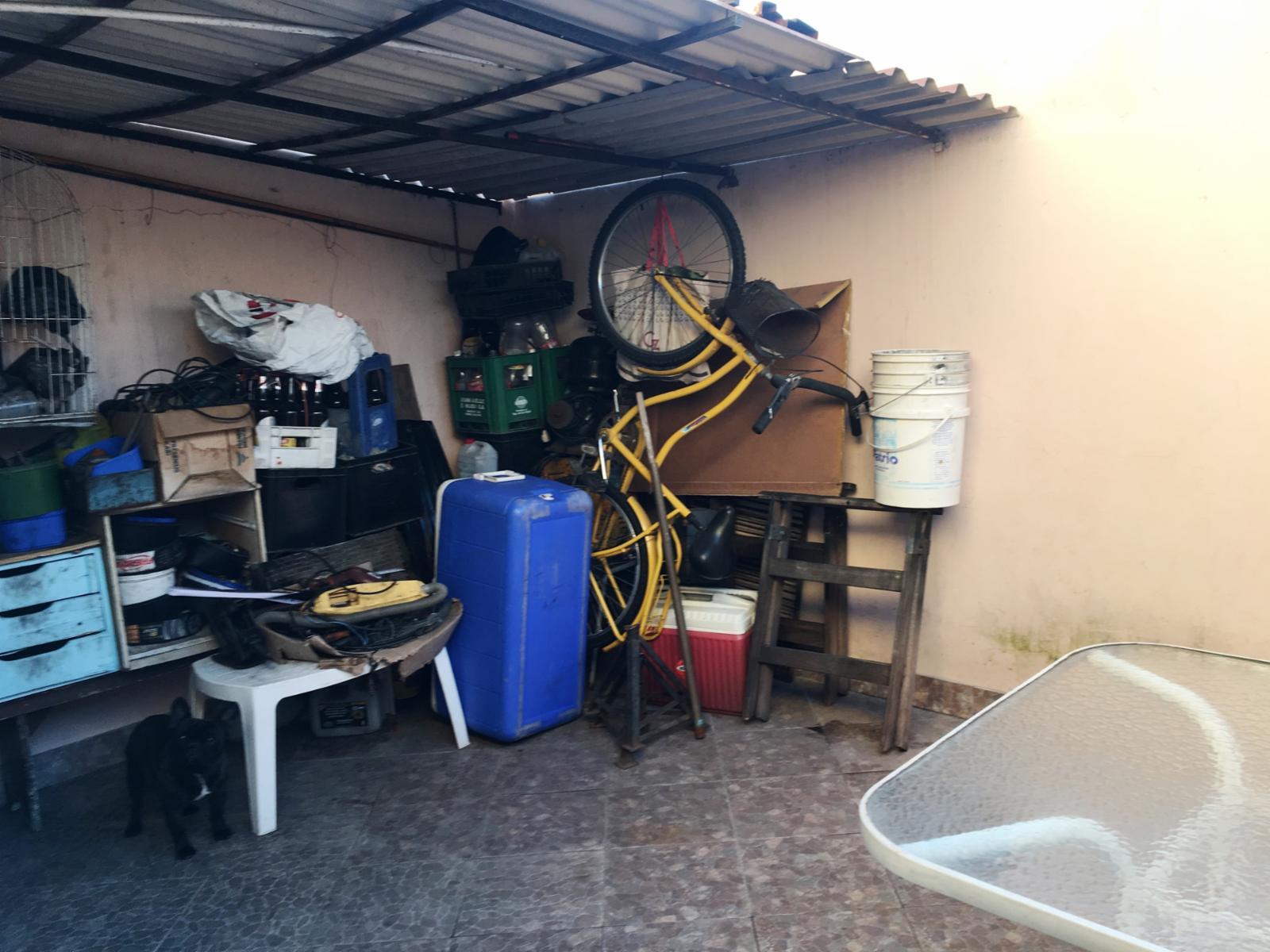 casa tipo PH al frente entrada independiente. 2 dormitorios patio cochera o local terraza Dos en el lote. — foto 2