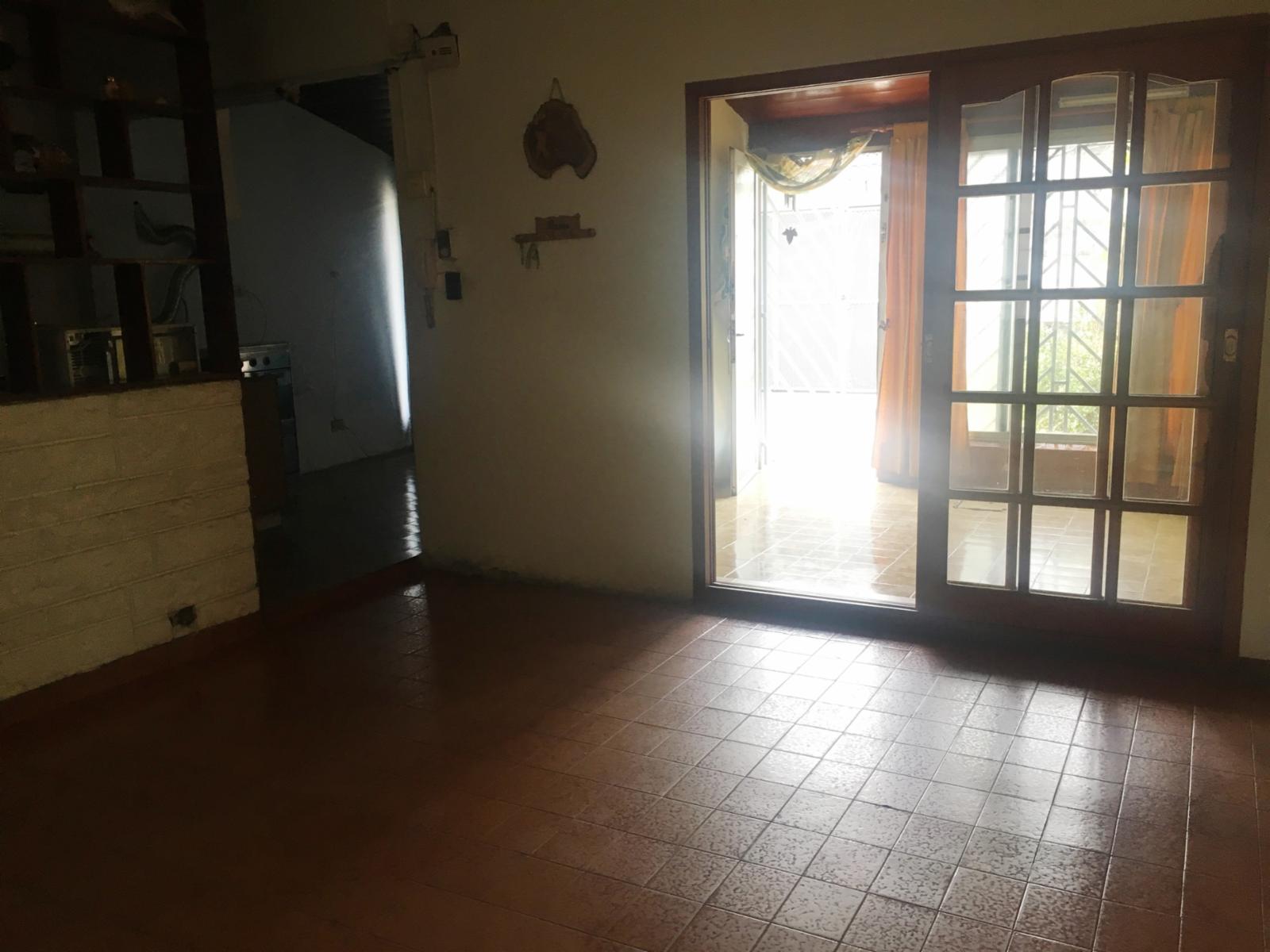 Casa PH al contrafrente, 3 ambientes, patio jardín y cochera. Todo a nuevo — foto 8