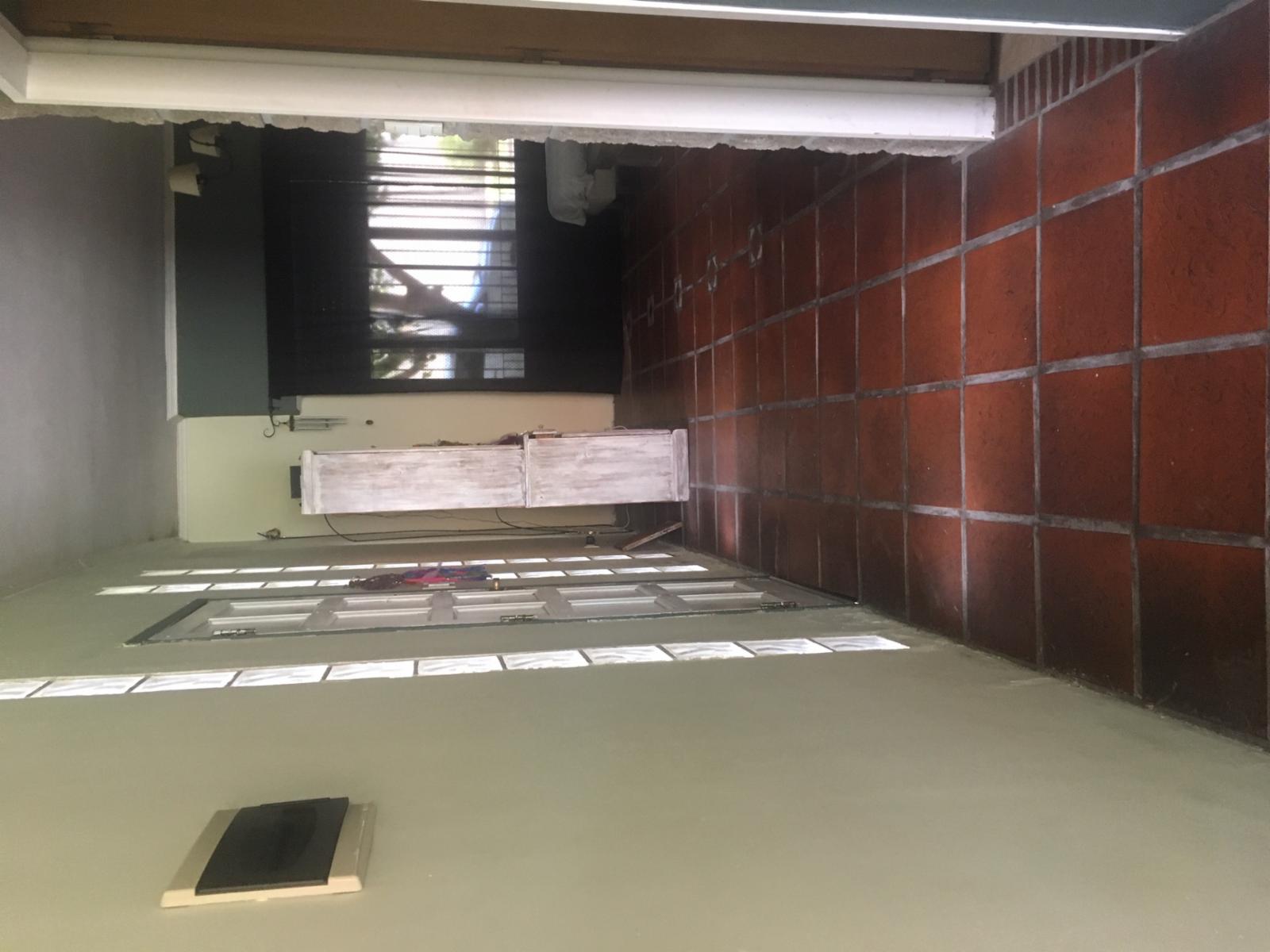 Gran casa sobre lote propio de 8.66 x 45, cochera 2 autos, pileta y quincho — foto 10