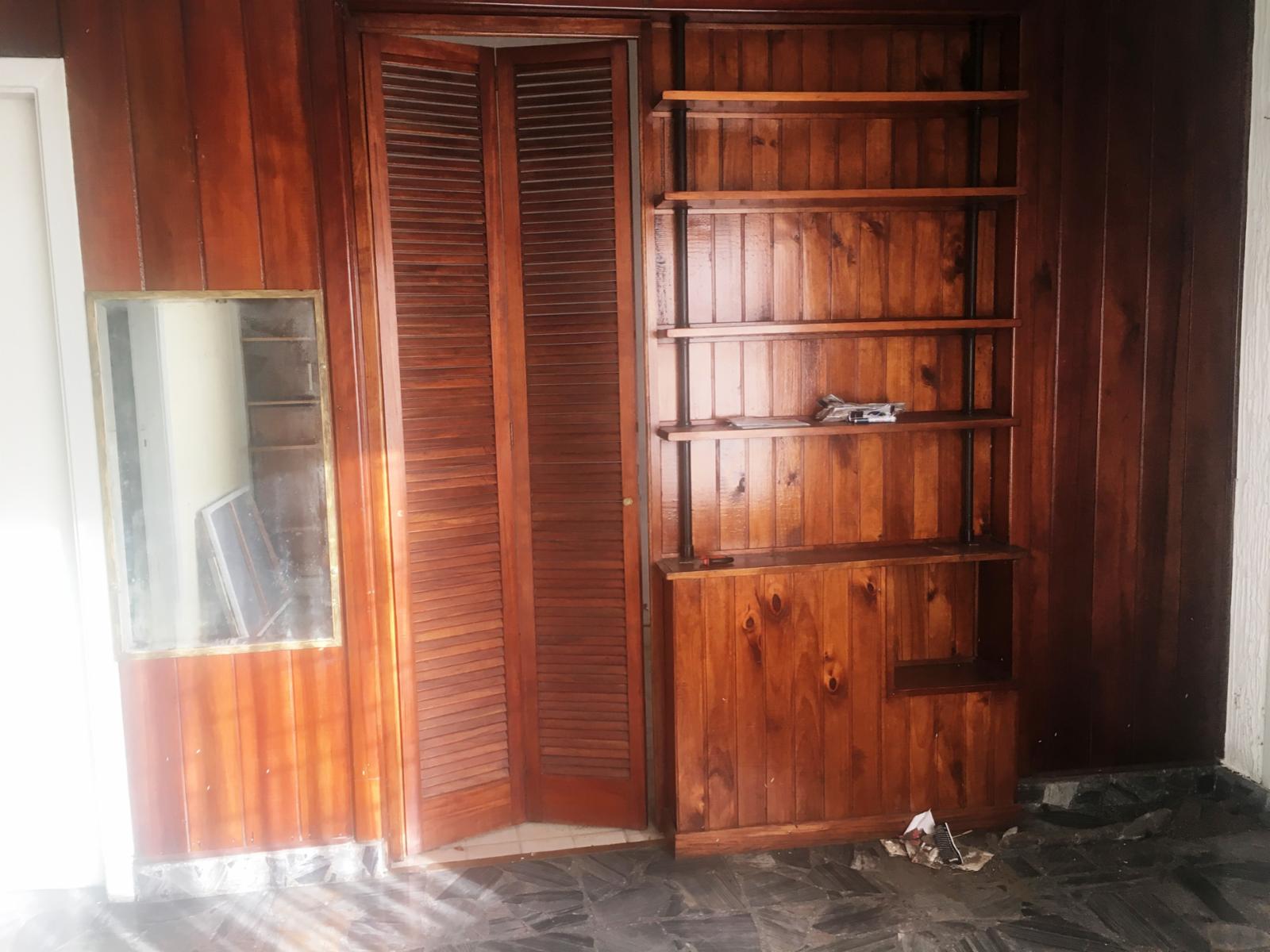 PH en esquina, tipo casa, 3 ambientes sin expensas Living, dormitorio con placard, cocina comedor, escritorio baño completo patio lavadero — foto 4