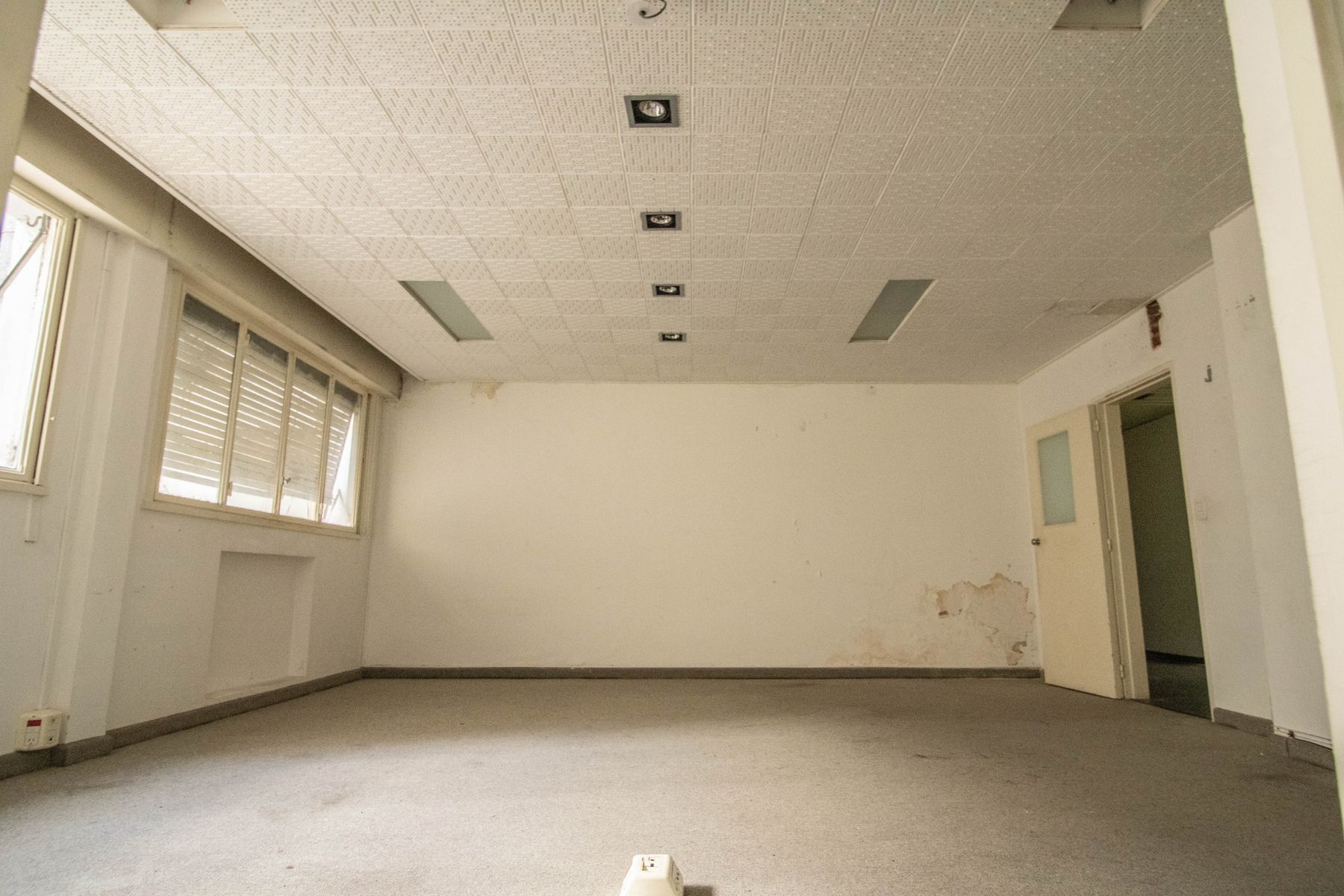 Oficina de 7 despachos en San Nicolás - Orientación Norte - 150m² - 3