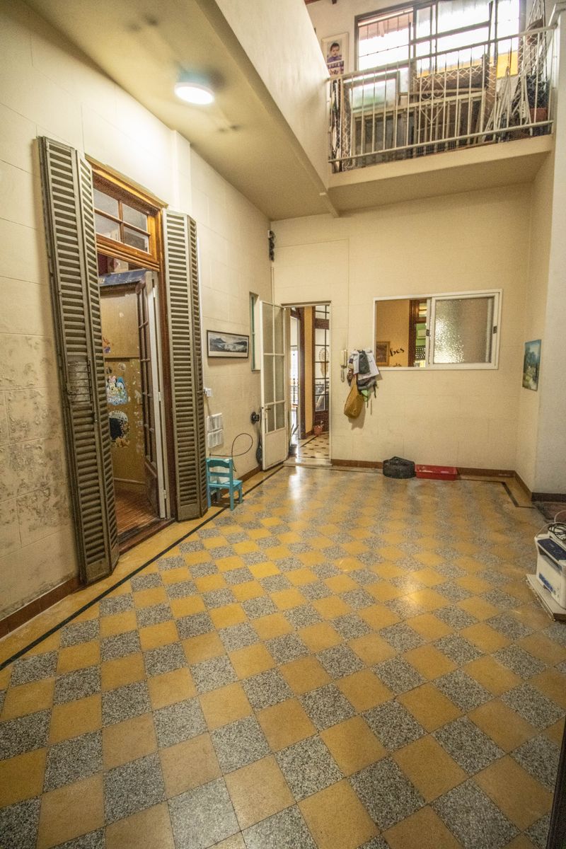 PH 5 Ambientes con patio y terraza - 1° y 2° Piso - Balcón - Quincho - Apto Crédito - 227m² - Parque Chacabuco - 12