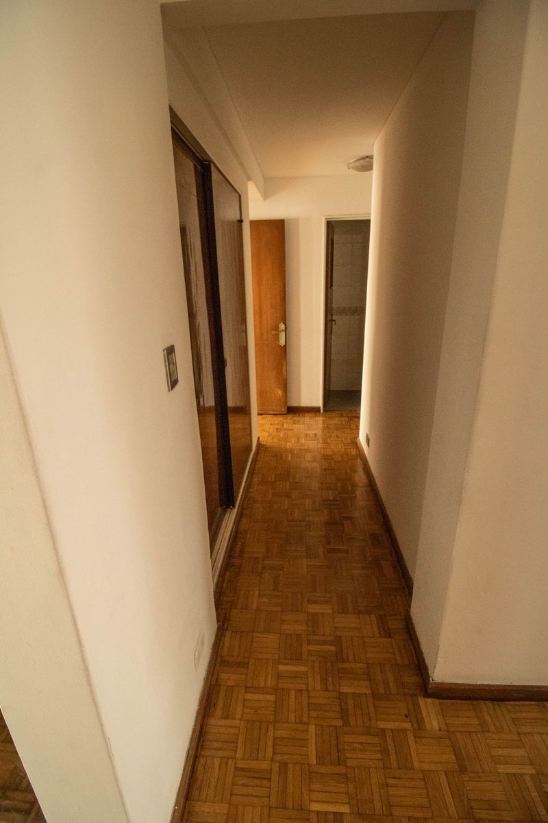 BAJÓ DE PRECIO Departamento Semipiso 4 Ambientes con Balcón corrido y Dependencia - Luminoso - 127m² - Apto profesional - Retiro - 17