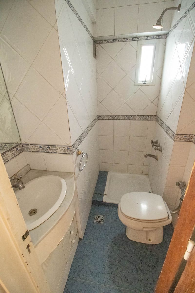 BAJÓ DE PRECIO Departamento Semipiso 4 Ambientes con Balcón corrido y Dependencia - Luminoso - 127m² - Apto profesional - Retiro - 21