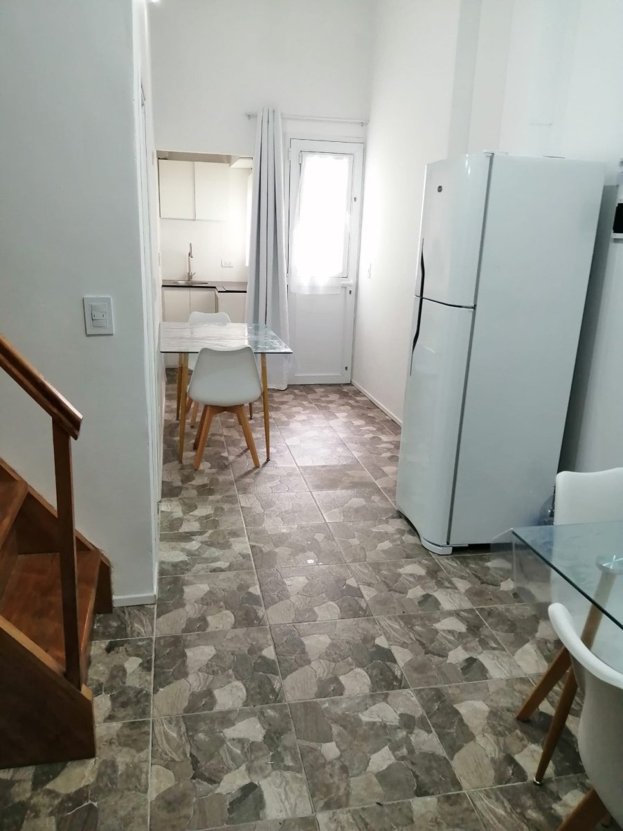Loft tipo casa Totalmente reciclado - 30m² -- Shopping Aldrey - Sin expensas - 1