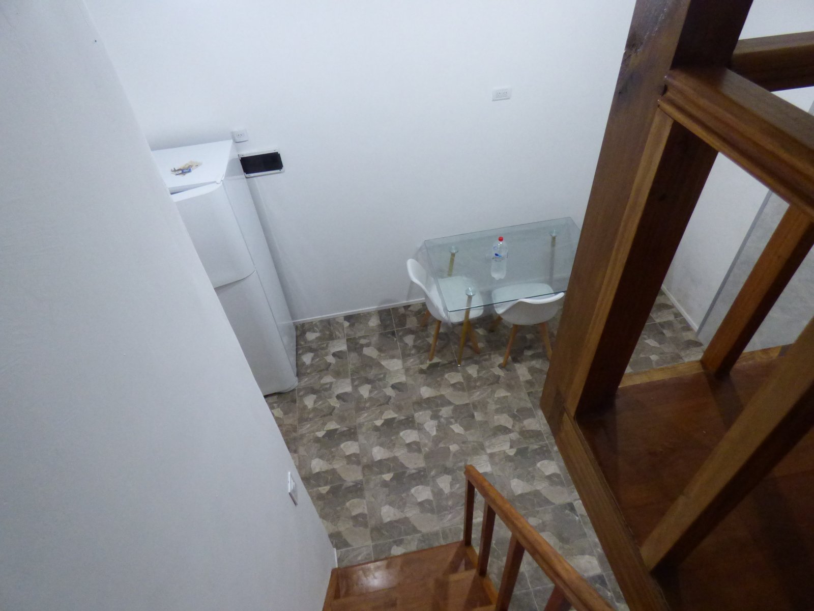 Loft tipo casa Totalmente reciclado - 30m² -- Shopping Aldrey - Sin expensas - 6