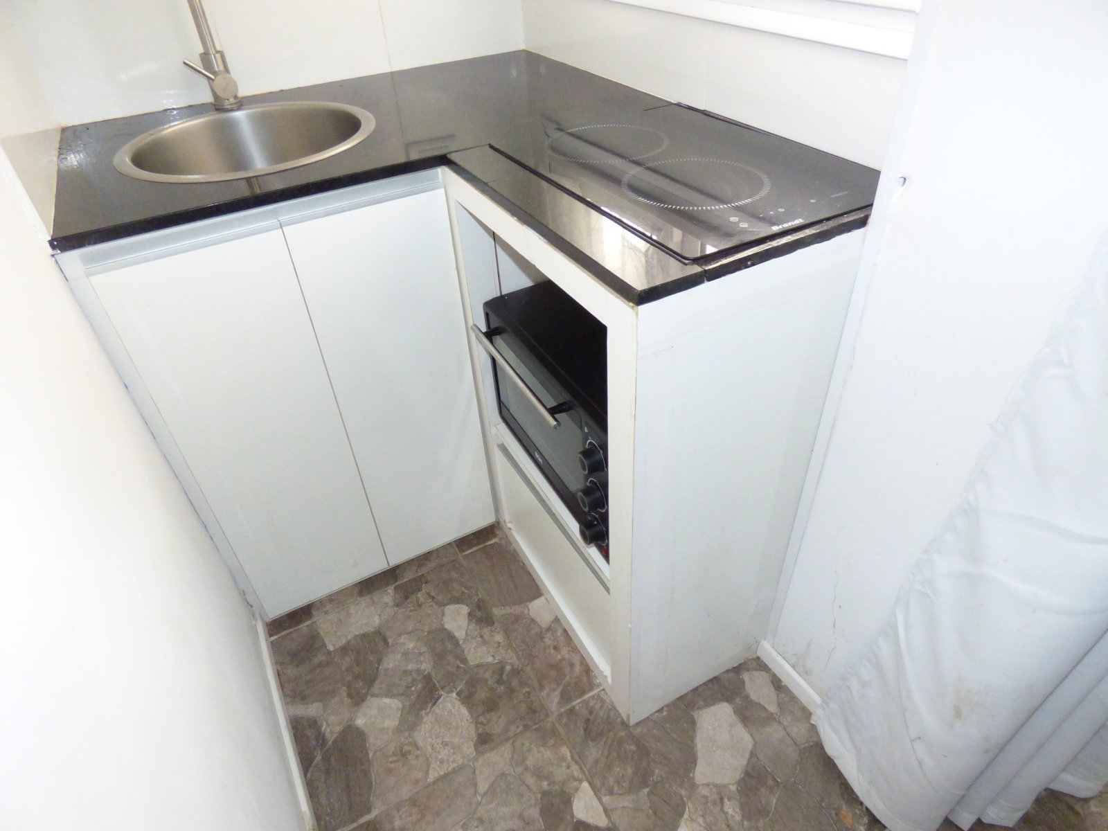 Loft tipo casa Totalmente reciclado - 30m² -- Shopping Aldrey - Sin expensas - 10