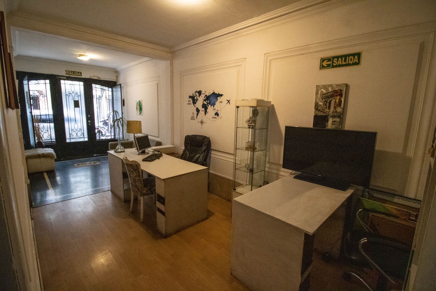 Hermosa Casa 8 Ambientes con Patio y Terraza - 3 Plantas - Destino comercial - 320m² - Palermo - 9