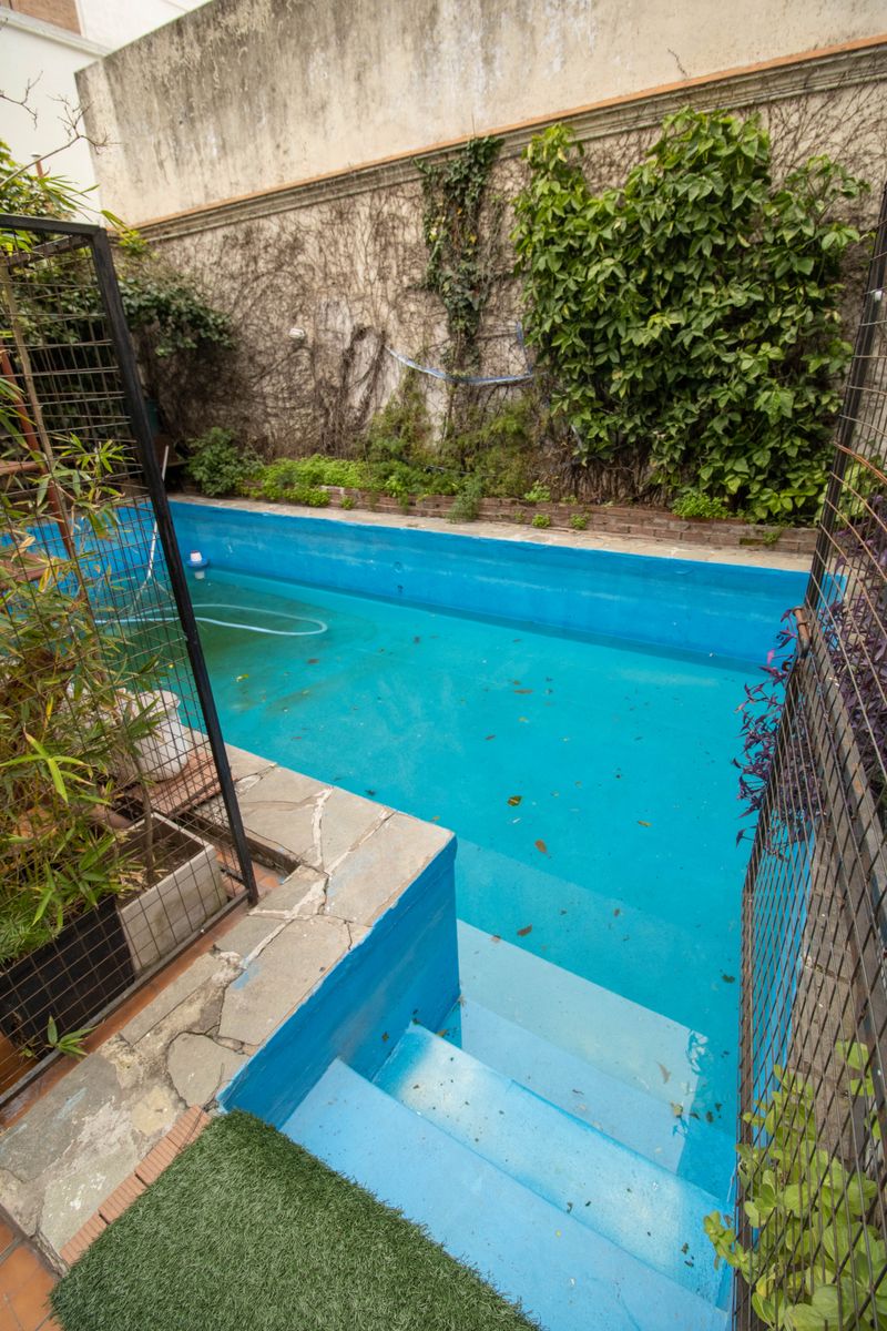 Hermosa Casa 8 Ambientes con Patio y Terraza - 3 Plantas - Destino comercial - 320m² - Palermo - 17