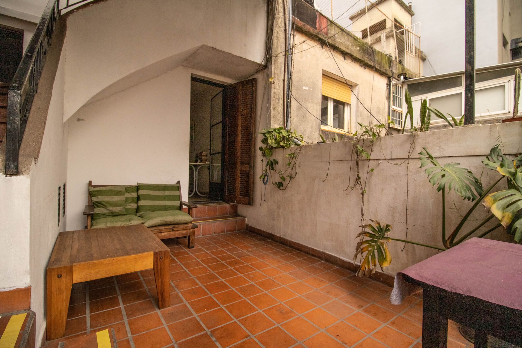 Hermosa Casa 8 Ambientes con Patio y Terraza - 3 Plantas - Destino comercial - 320m² - Palermo - 23