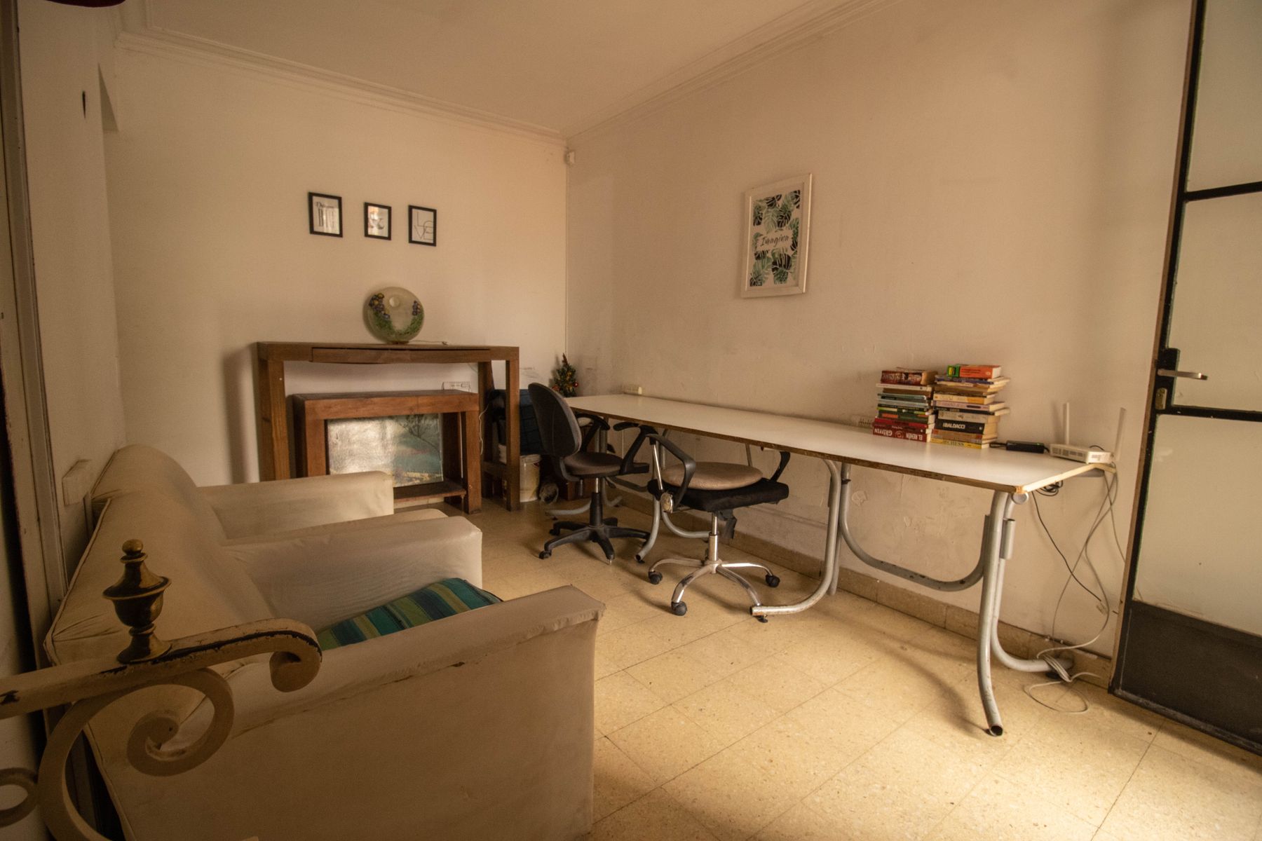 Hermosa Casa 8 Ambientes con Patio y Terraza - 3 Plantas - Destino comercial - 320m² - Palermo - 25